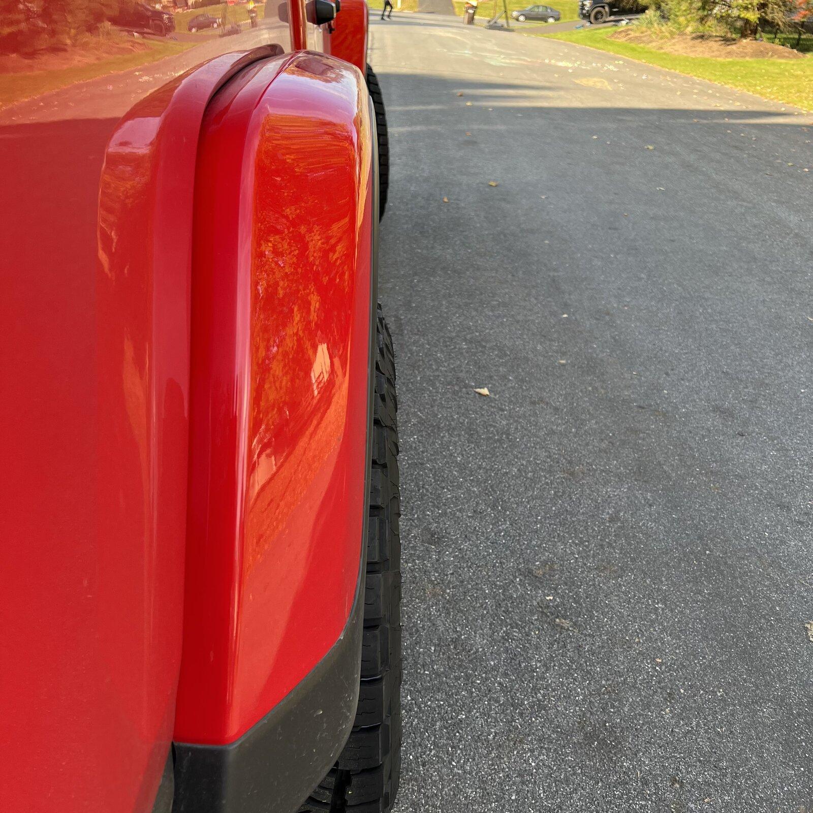 Jeep Gladiator 2020 JTR in Firecracker Red 4DBB57D4-3BD4-42C6-A62B-E8DE2038803F