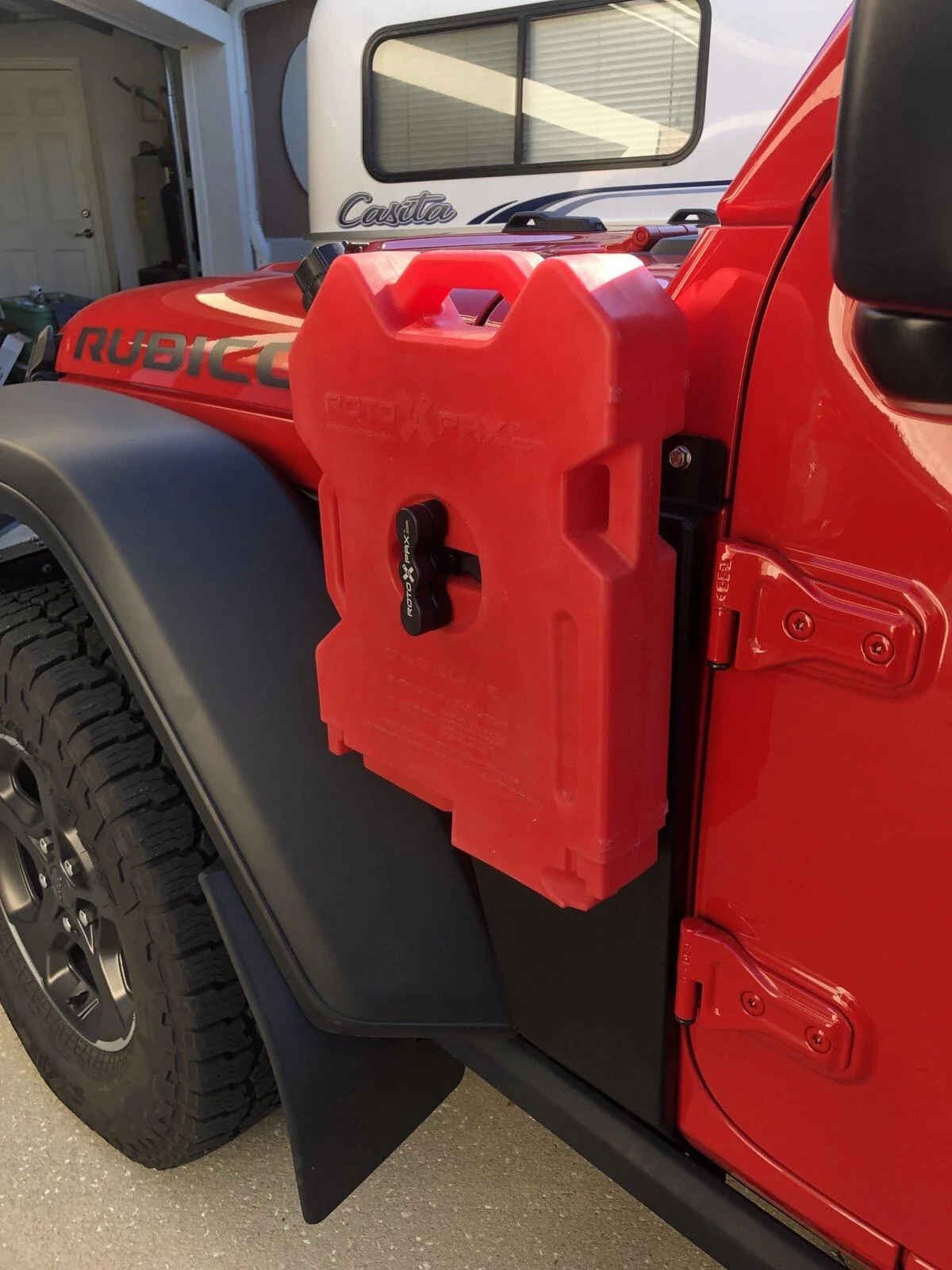 Jeep Gladiator Who makes this?? Rotopax embedded in side of bed IMG_7701