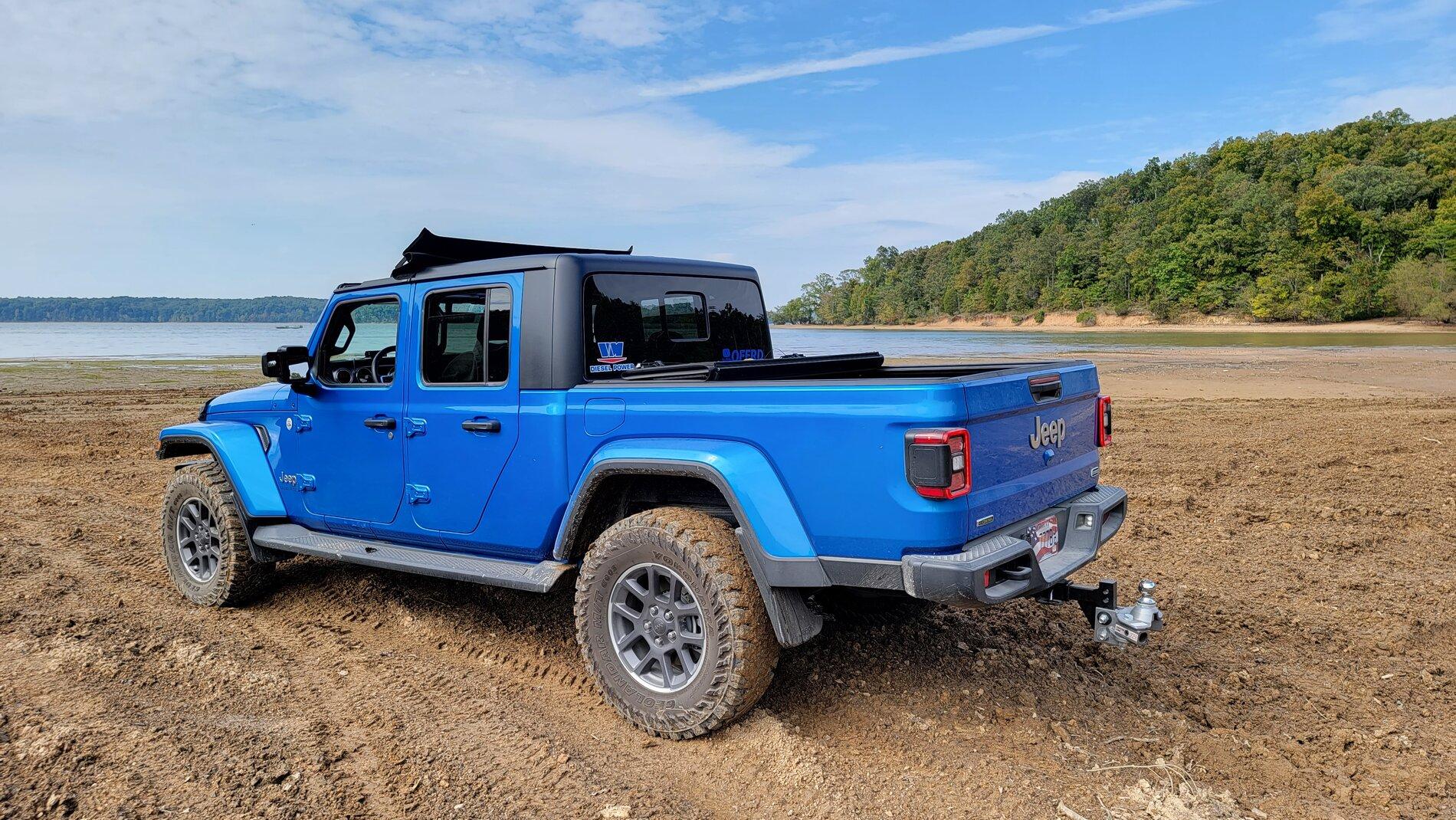 Jeep Gladiator HYDRO BLUE PEARL Gladiator JT Club 20211014_110745