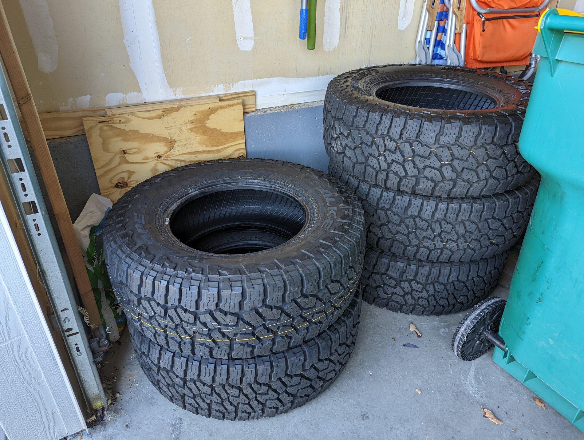 Jeep Gladiator Mojave AT Takeoffs, 185mi, Set of 5, $750 PXL_20211110_172053777