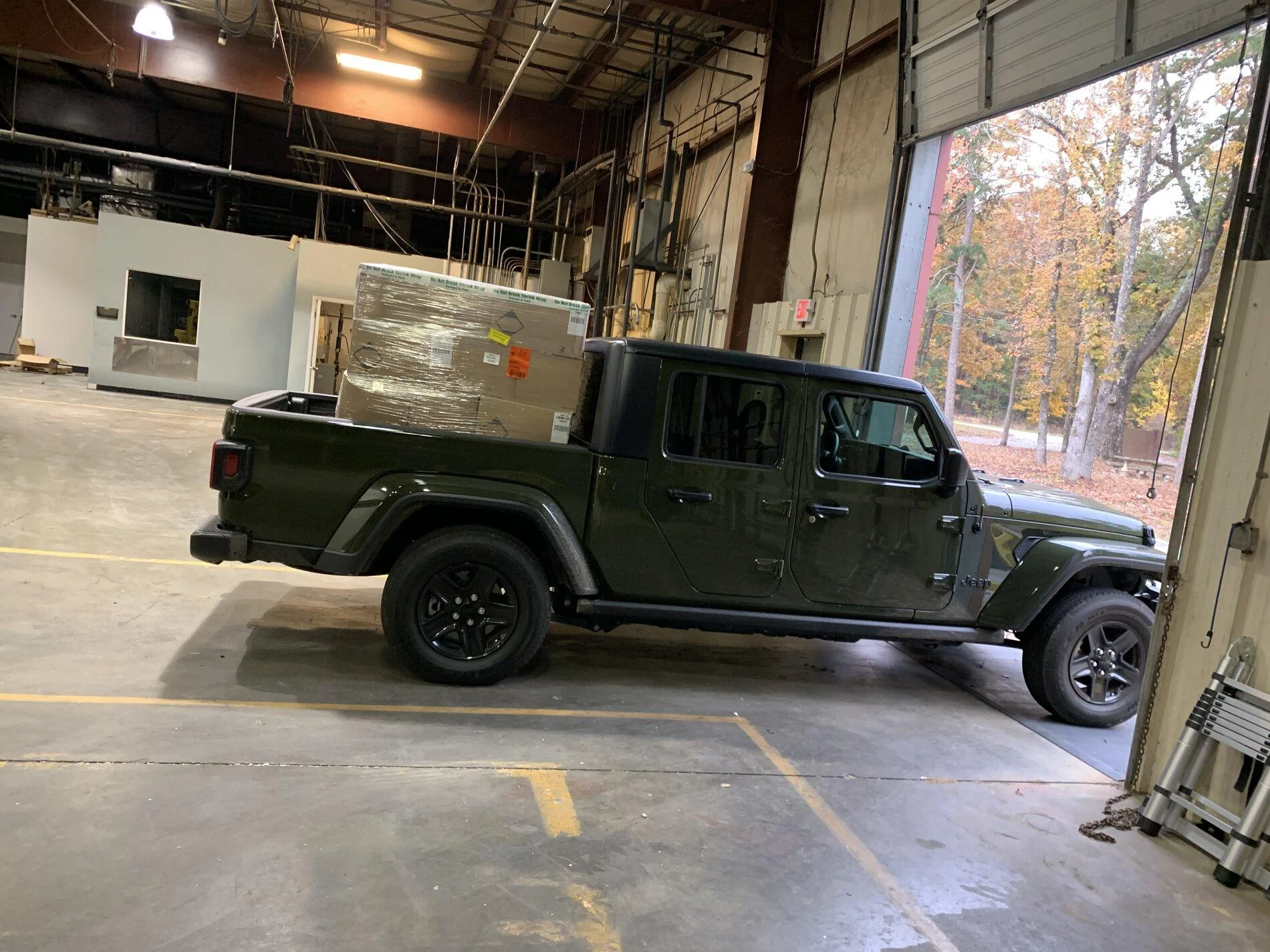 Jeep Gladiator JT’s at work 7ADCCE25-B923-4AAC-AC05-7776AF1C0F61