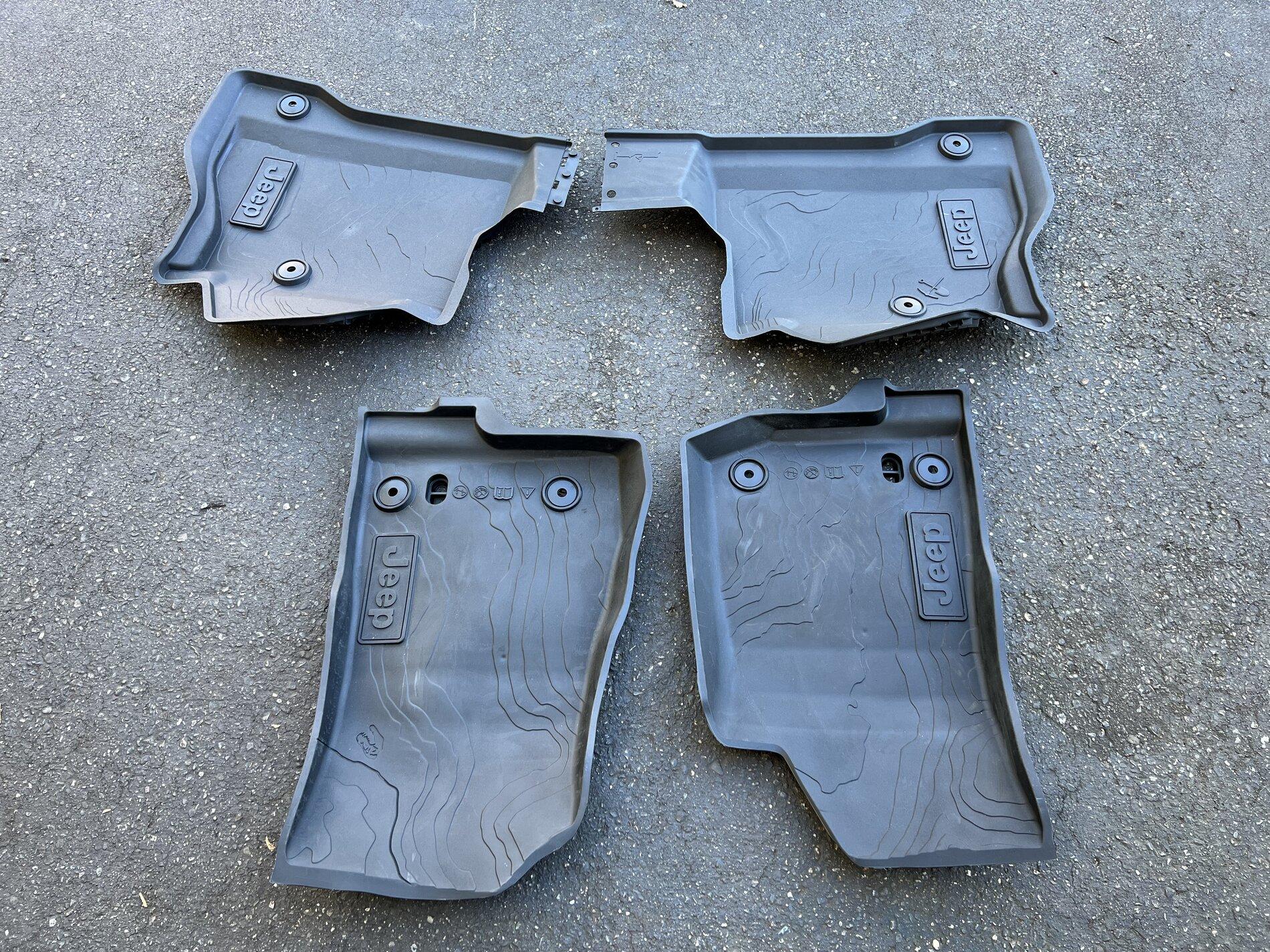 Jeep Gladiator wtb mopar all weather mats D52F26CB-9C2C-4714-883A-21E1A5CD29DF