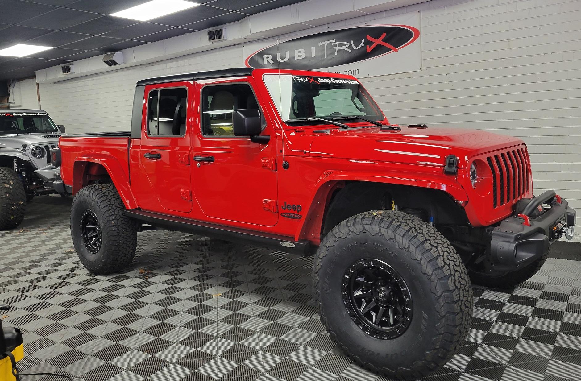 Jeep Gladiator 2021 Gladiator Sport S Max Tow & AEV lift 20211111_140125