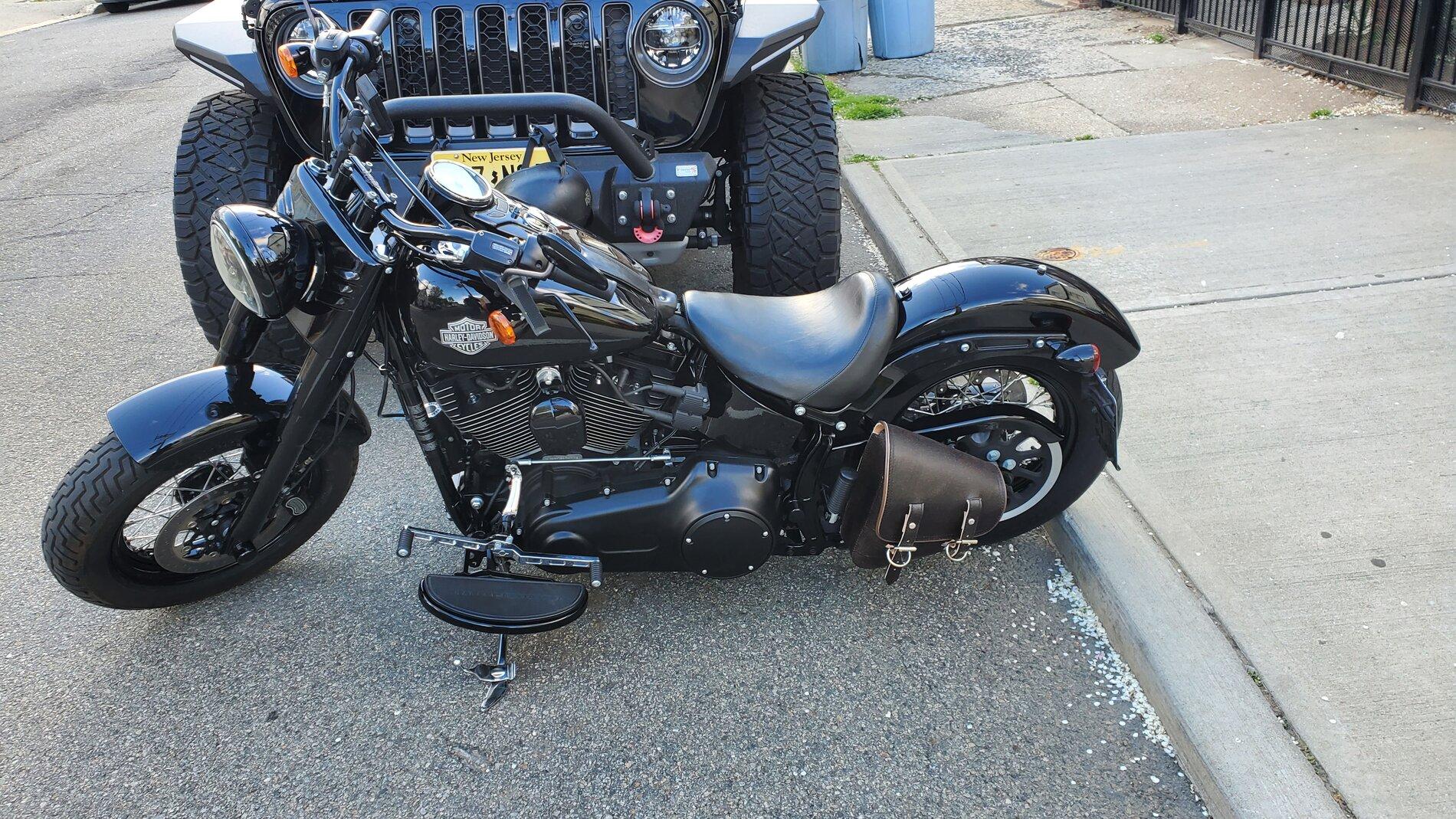 Jeep Gladiator Motorcycle riders? What do you ride? Pic/Info Thread! 20210421_180653