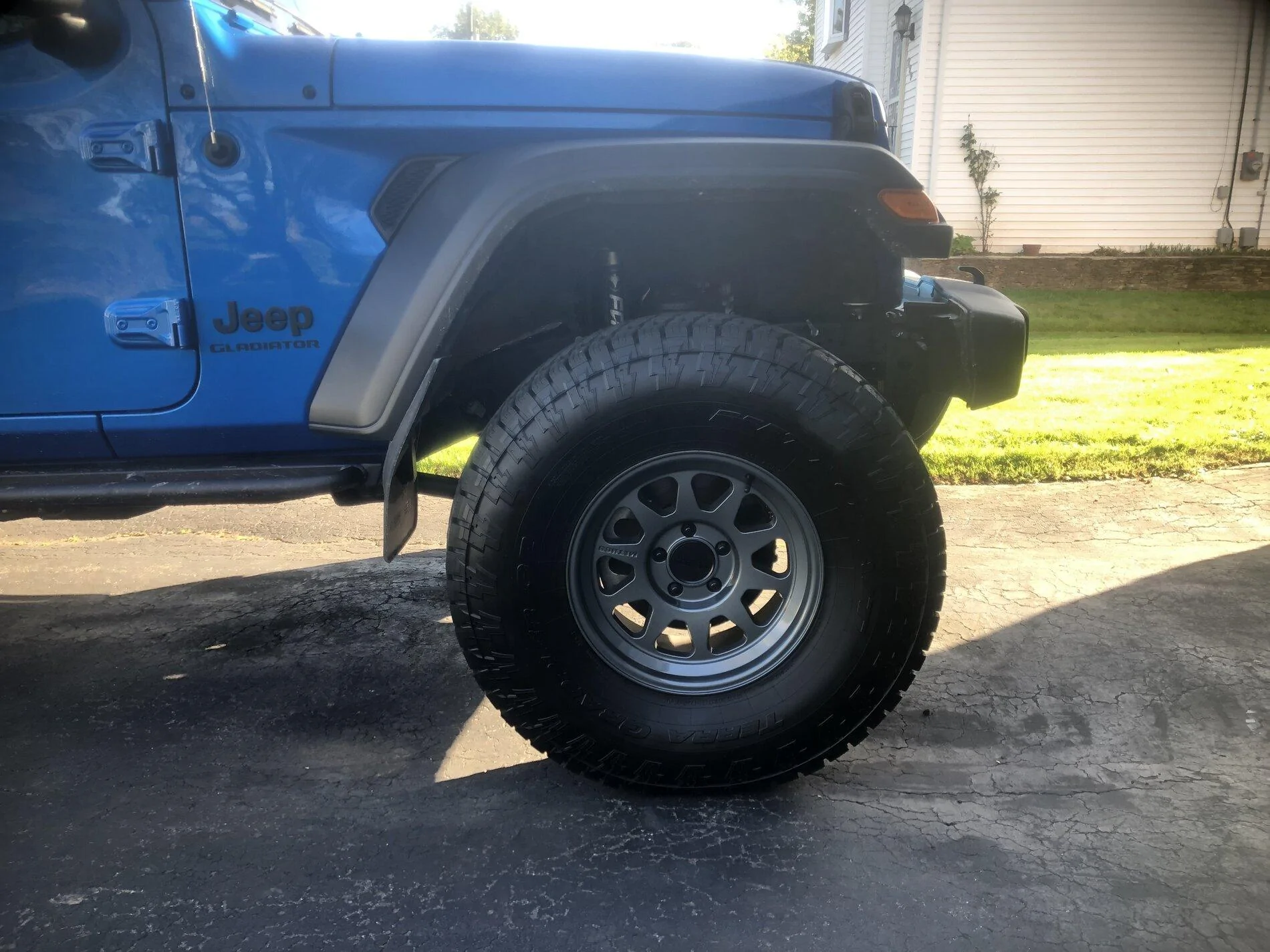 Jeep Gladiator 2021 Jeep Gladiator For Sale 755F49FB-7F2F-4F4B-8567-A6DCEEBF342E