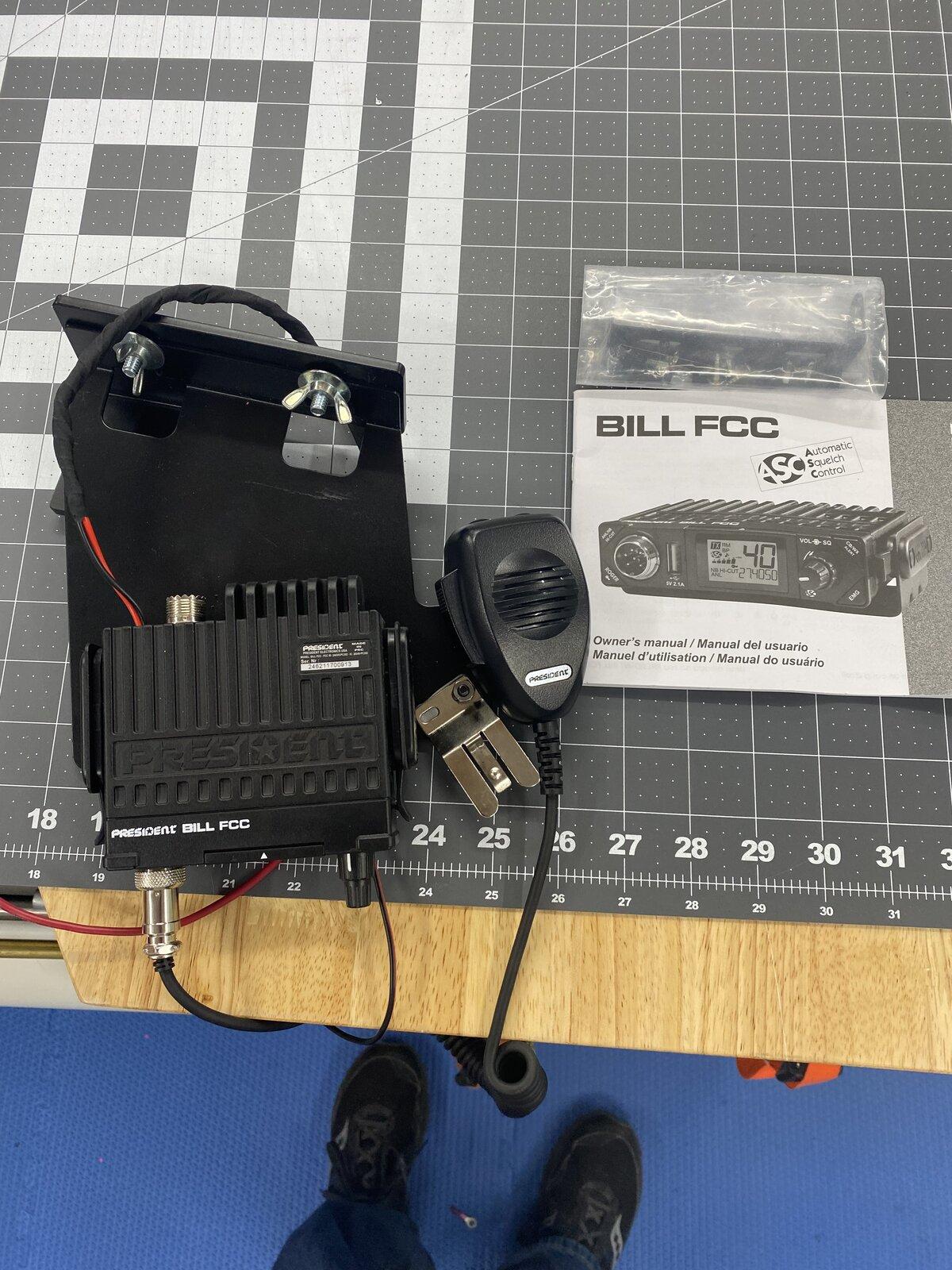 Jeep Gladiator President Bill CB with Quadratec quick release mount 3BDF48C3-B5E4-4A0A-9C3A-2A365983F420
