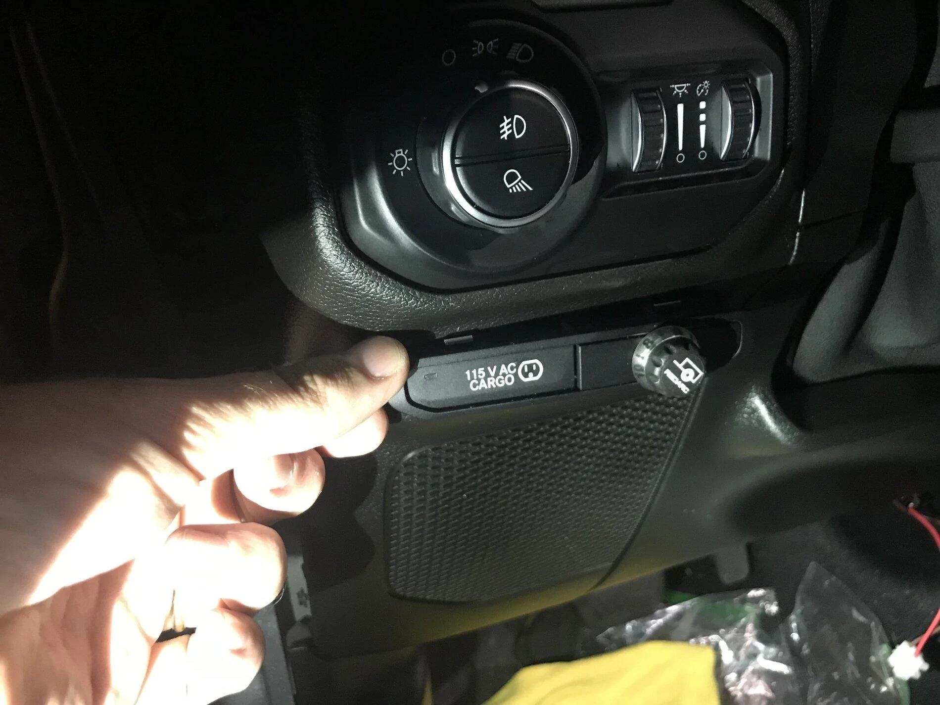 Jeep Gladiator Redarc Brake Controller Install Location 30F9FAAB-BDB4-4A92-AEE2-EEEF732047F9