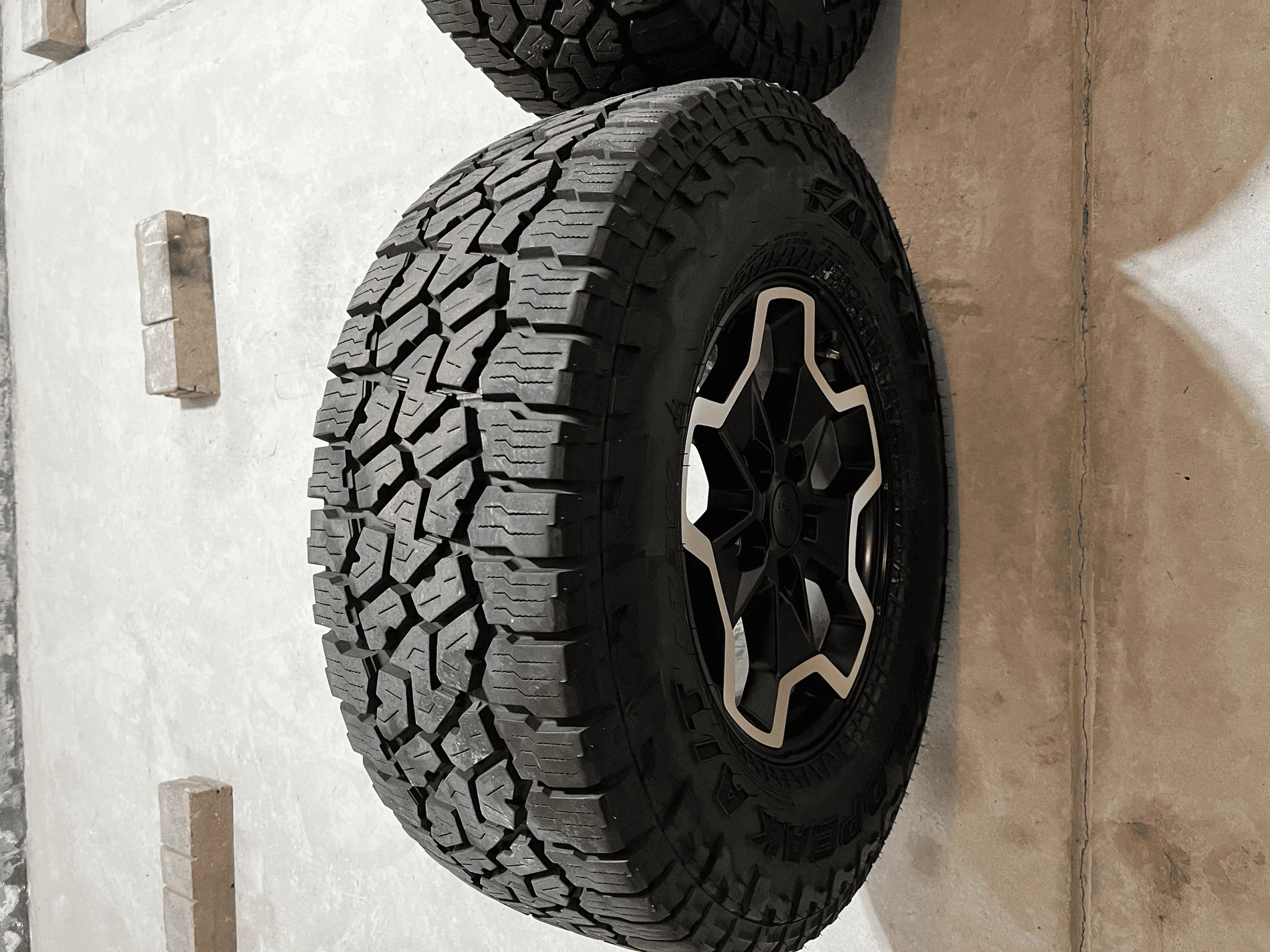 Jeep Gladiator 4x Rubicon Take Offs, Wildpeak A/T3Ws, under 2000 miles. tempImagehNseLZ
