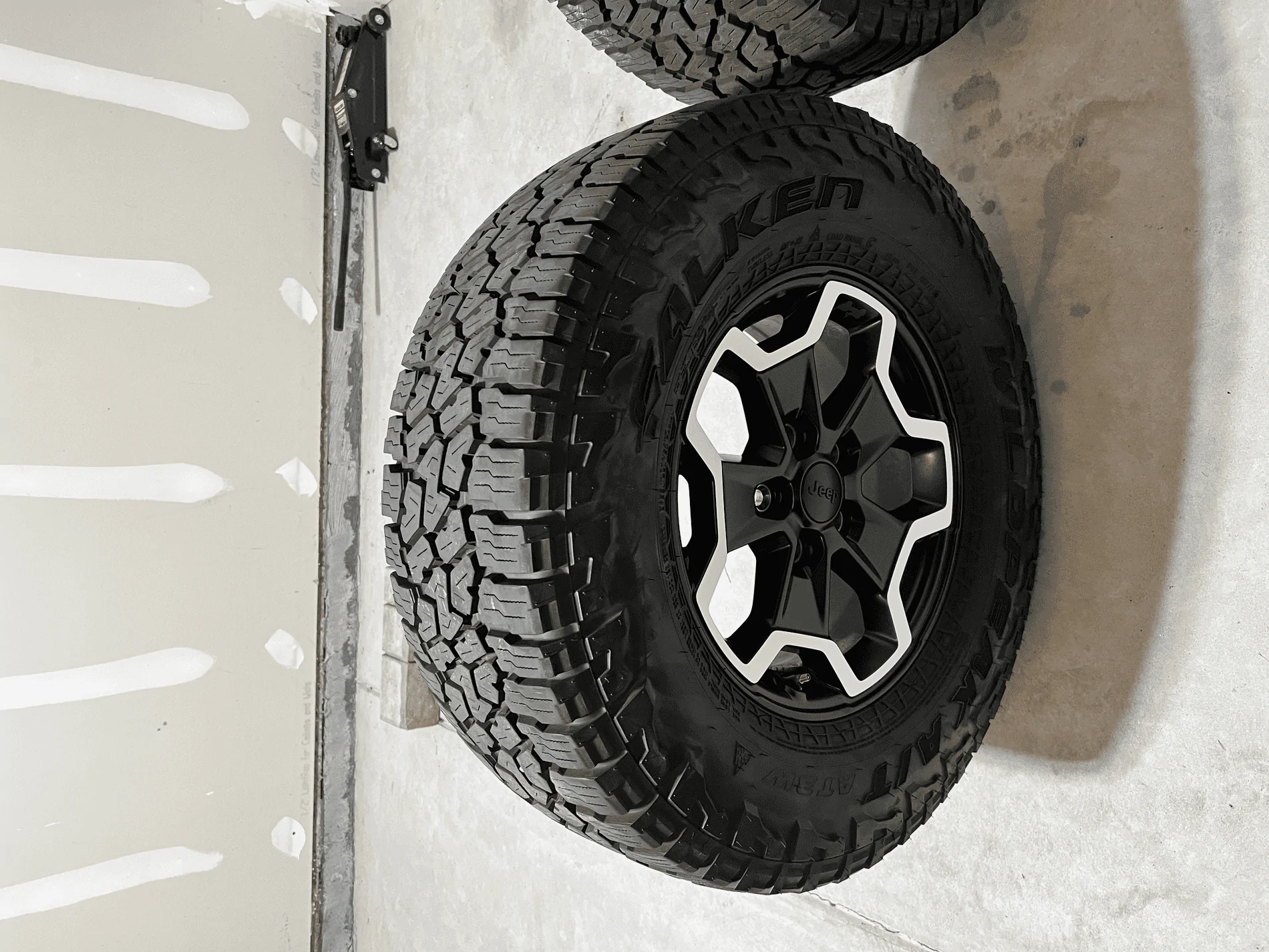 Jeep Gladiator 4x Rubicon Take Offs, Wildpeak A/T3Ws, under 2000 miles. tempImage8NrUyJ