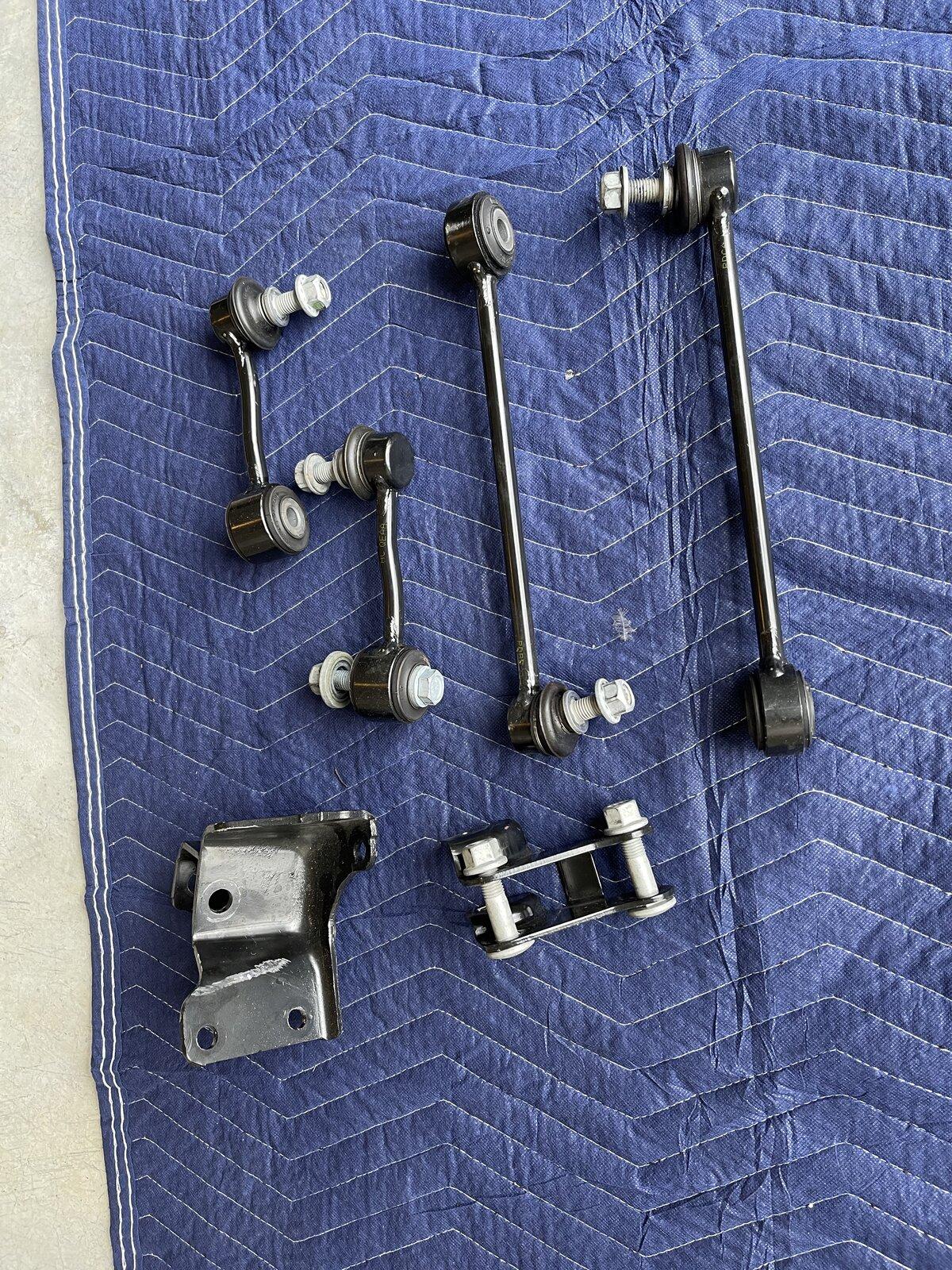 Jeep Gladiator 2021 JTR Takeoff Suspension - $400 103C97C0-2AD6-48C2-8D5B-AEE5BF35C9F1