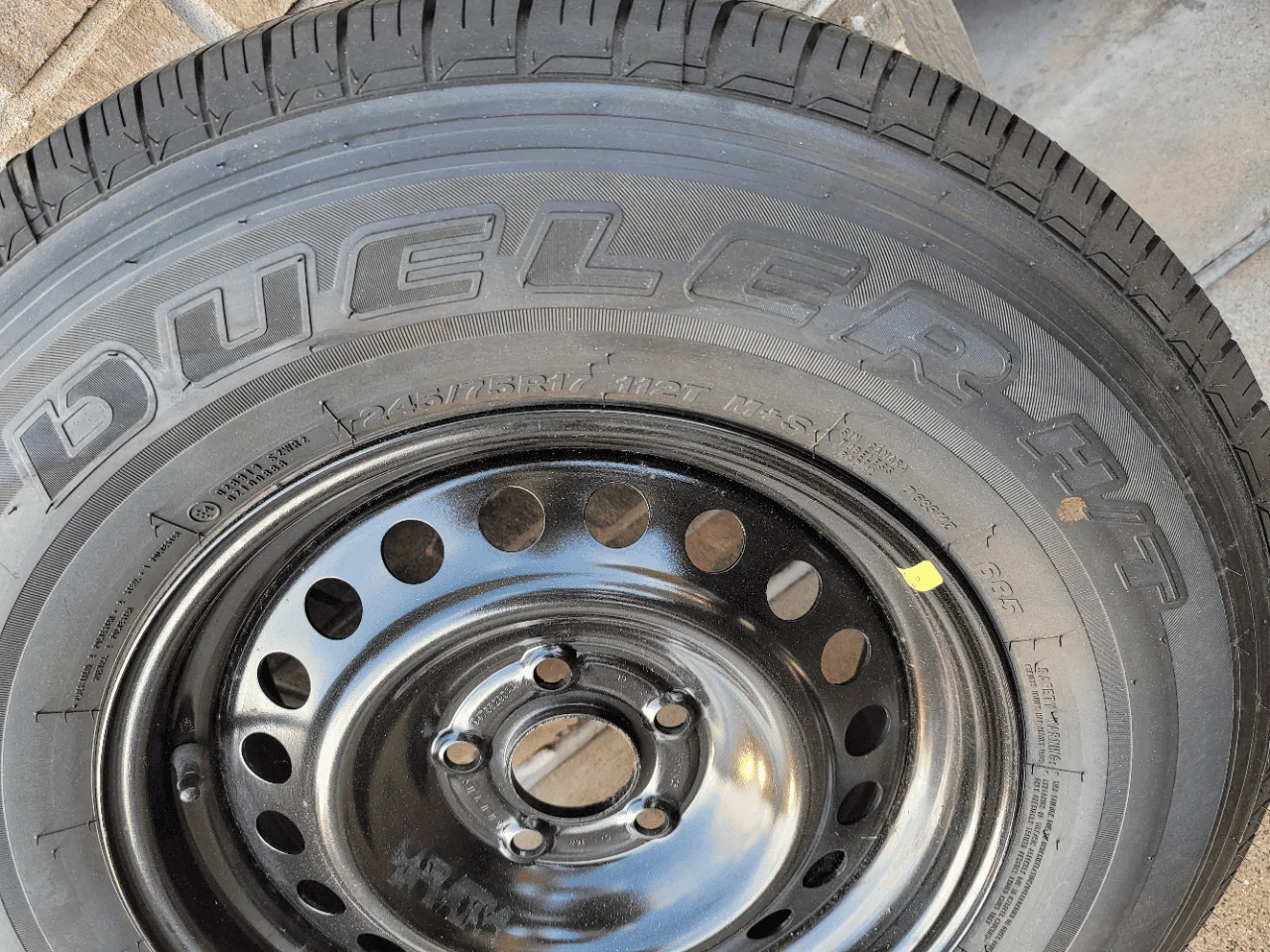 Jeep Gladiator 2020 Overland Tires / Wheels / TPMS 20211113_164121