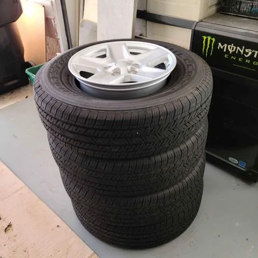 Jeep Gladiator Sport S (4) Wheels and Bridgestone Tires - 1k miles 244990919_5200822303266735_506736441388129405_n