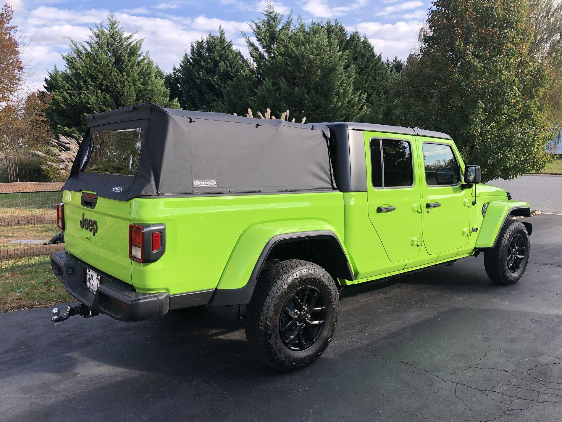 Jeep Gladiator GECKO GREEN Gladiator Club 00782B6B-0706-44EC-BE52-67DF6FFC56DC