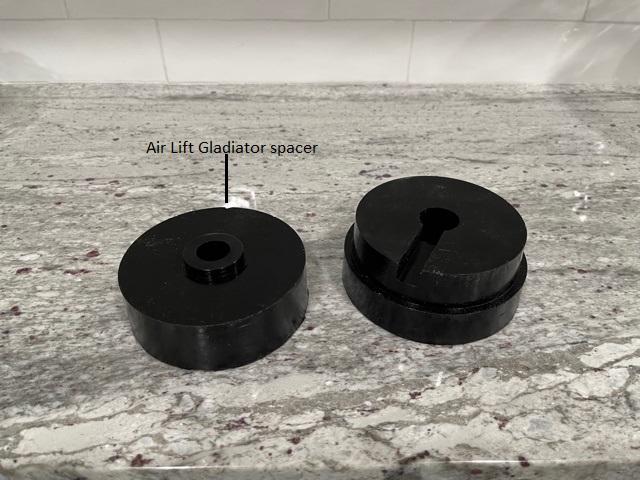 Jeep Gladiator AirLift rear bag system - info you need to know Air lift spacer