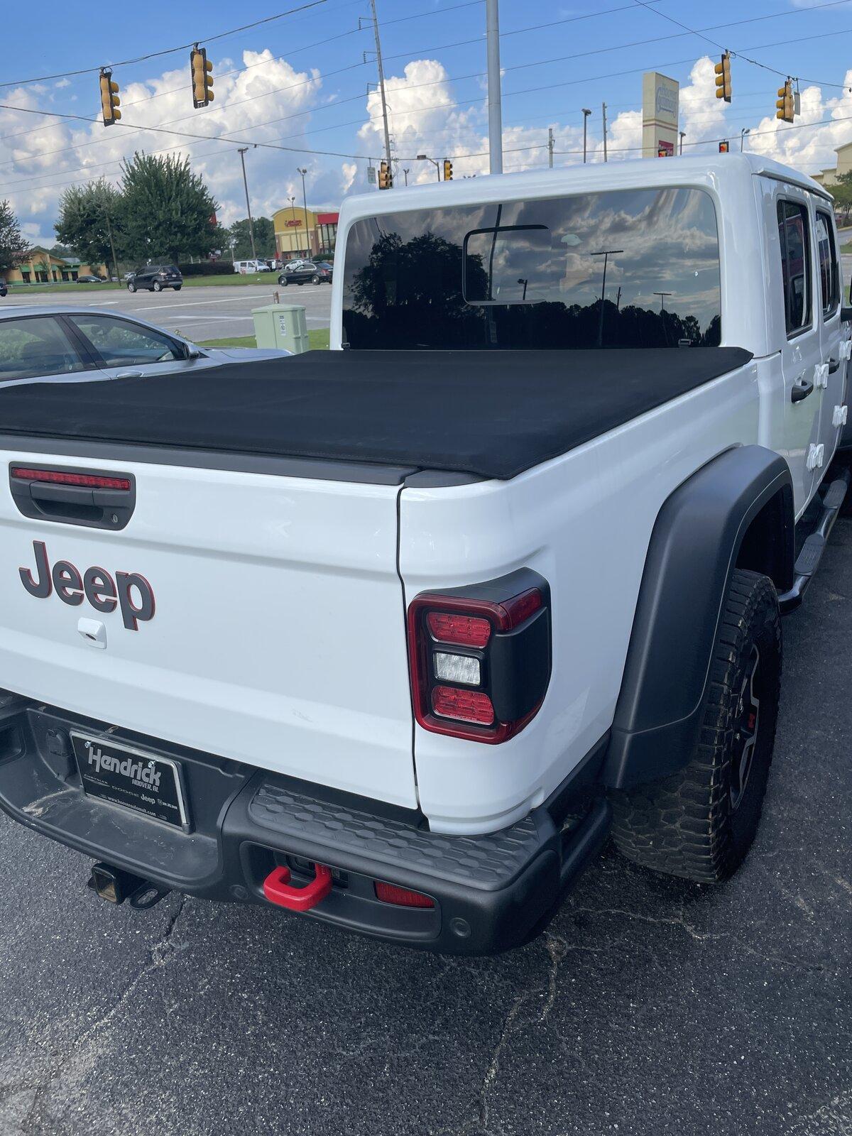 Jeep Gladiator OEM soft bed cover D72EDD01-B088-4DCC-B1E2-73FA21768F9B