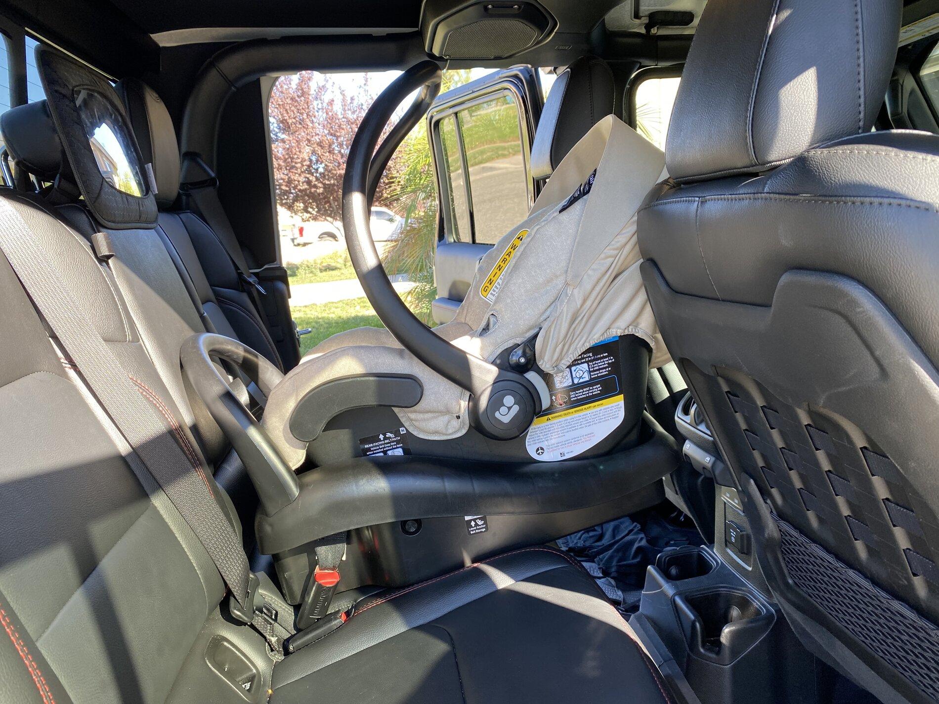 Jeep Gladiator Baby seat placement Gladiator 7855BCD7-CE53-43E6-BDD7-745A8974E09C