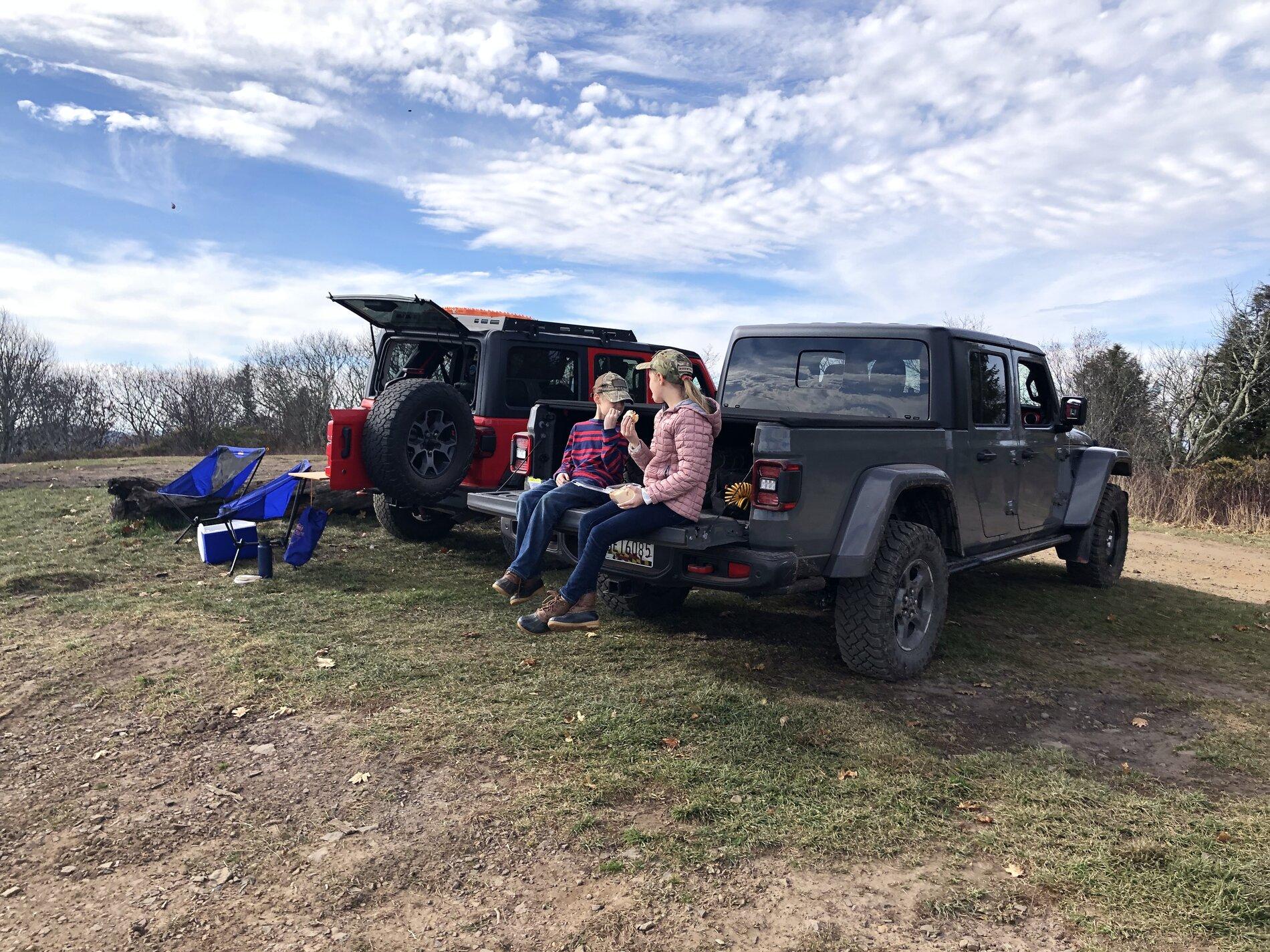 Jeep Gladiator Flagpole Knob, VA trip was a blast B1590BCB-BB13-4B73-A50D-961608341A98