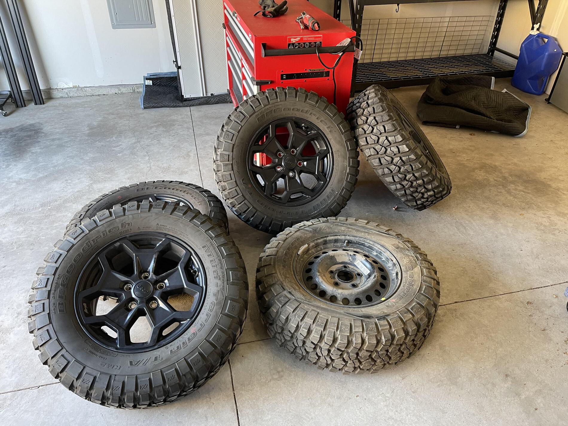 Jeep Gladiator 4 JT Willys Take offs, rims with TPMS sensors only. $500 pic1