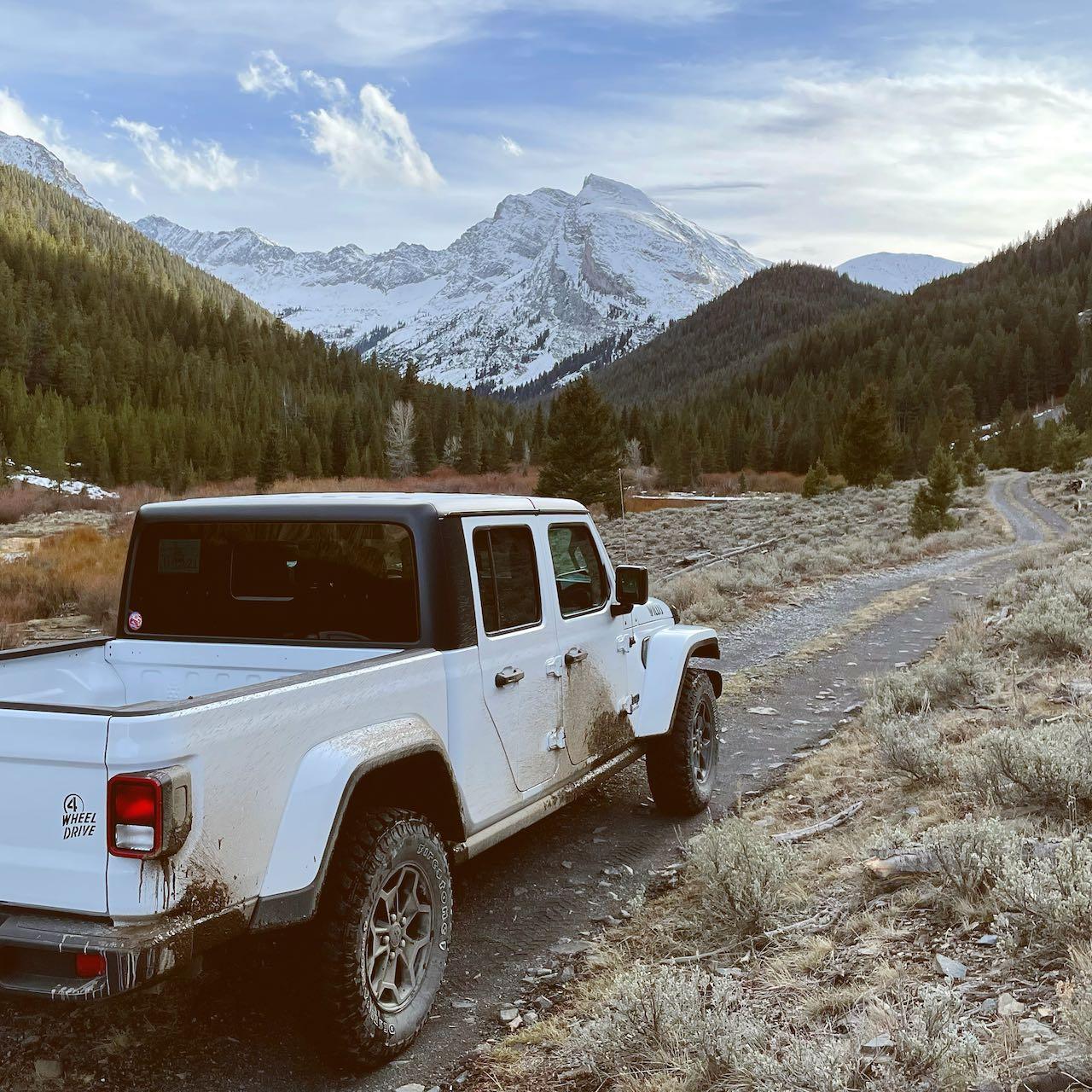 Jeep Gladiator BRIGHT WHITE Gladiator JT Club JTWD-GLADIATOR