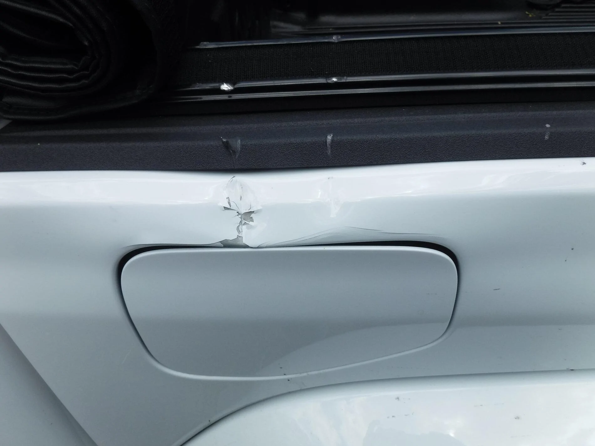 Jeep Gladiator Thief magnet DSCF3920