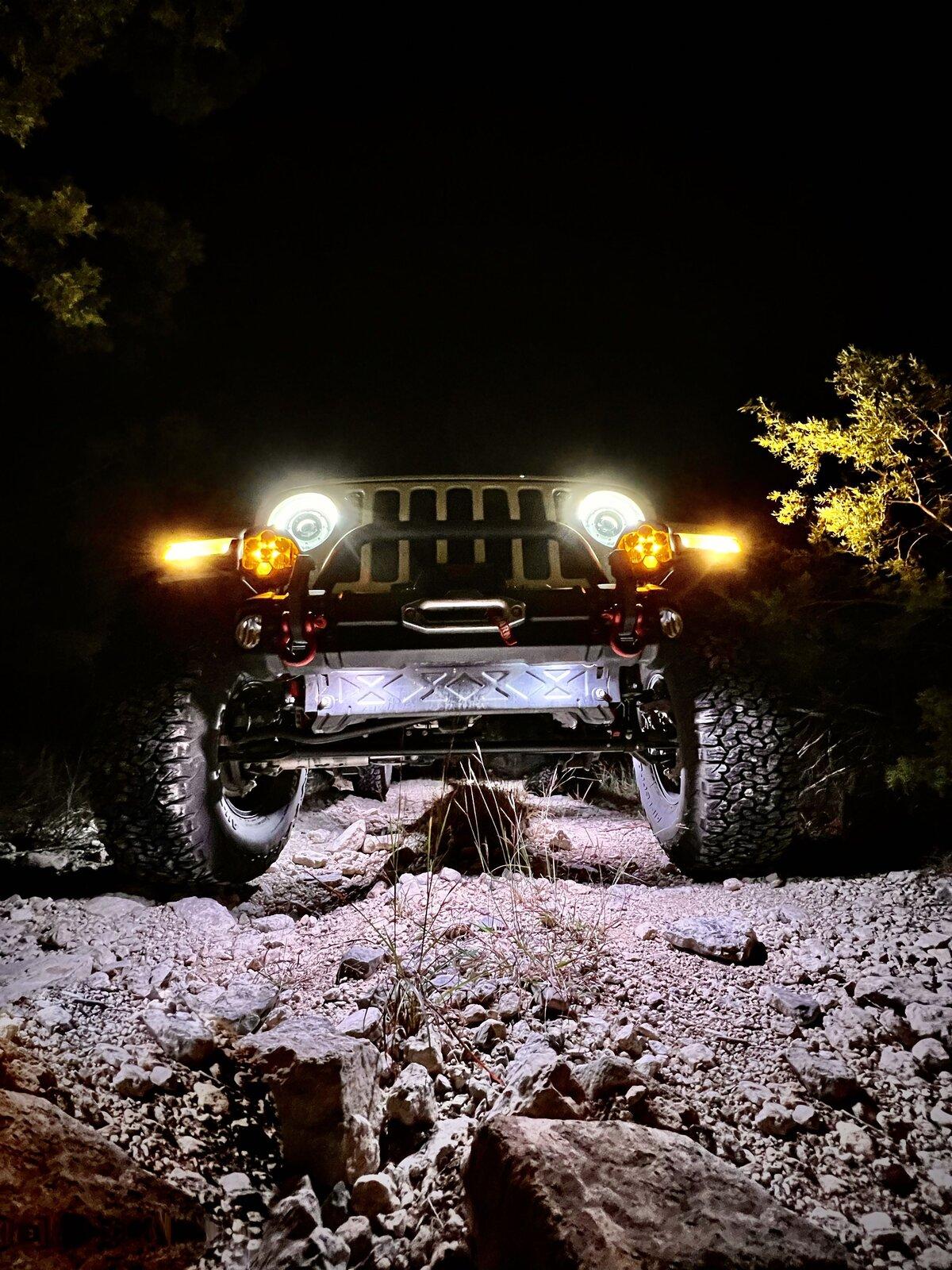 Jeep Gladiator I've got a (good) problem? 11-2021-22-58-27