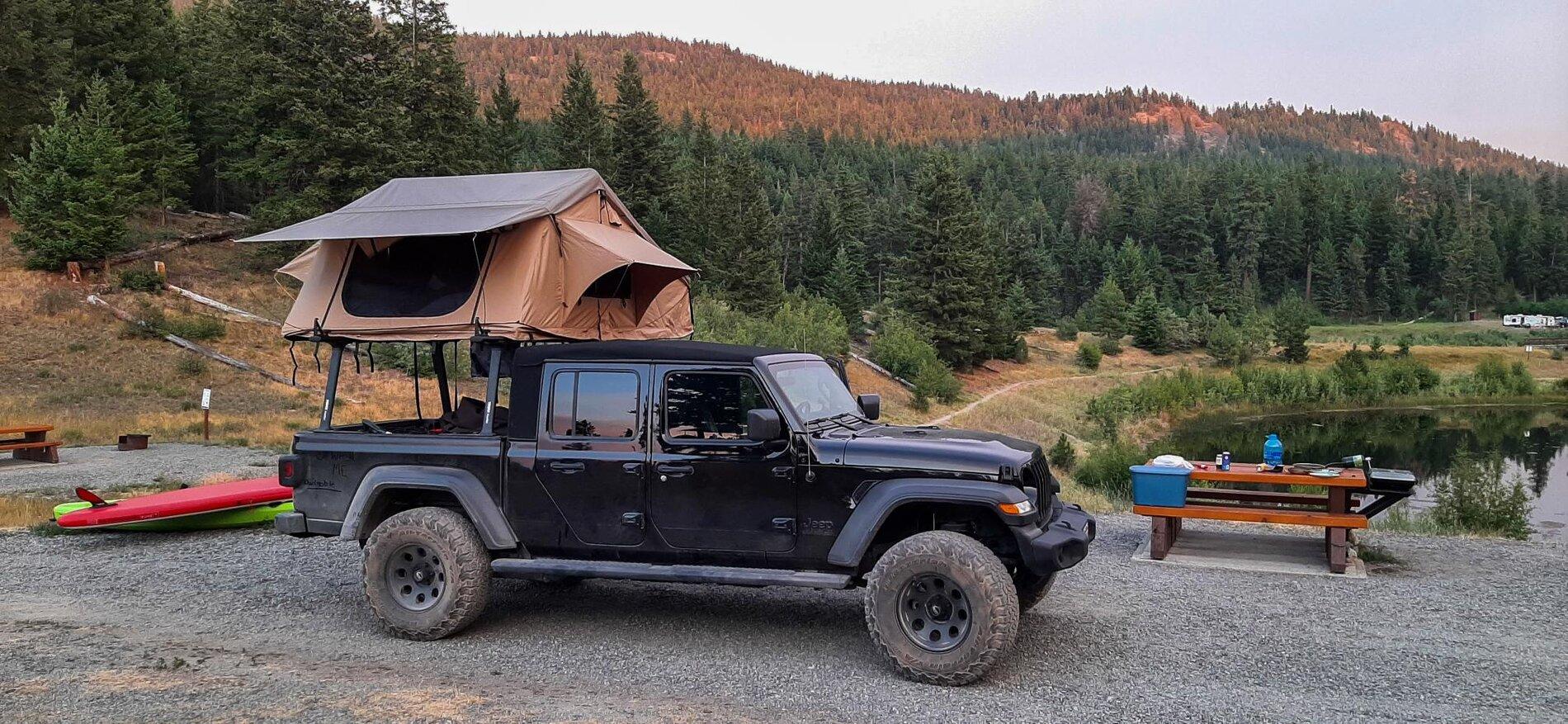 Jeep Gladiator Bed Rack and Roof Top Tents 20210727_203148