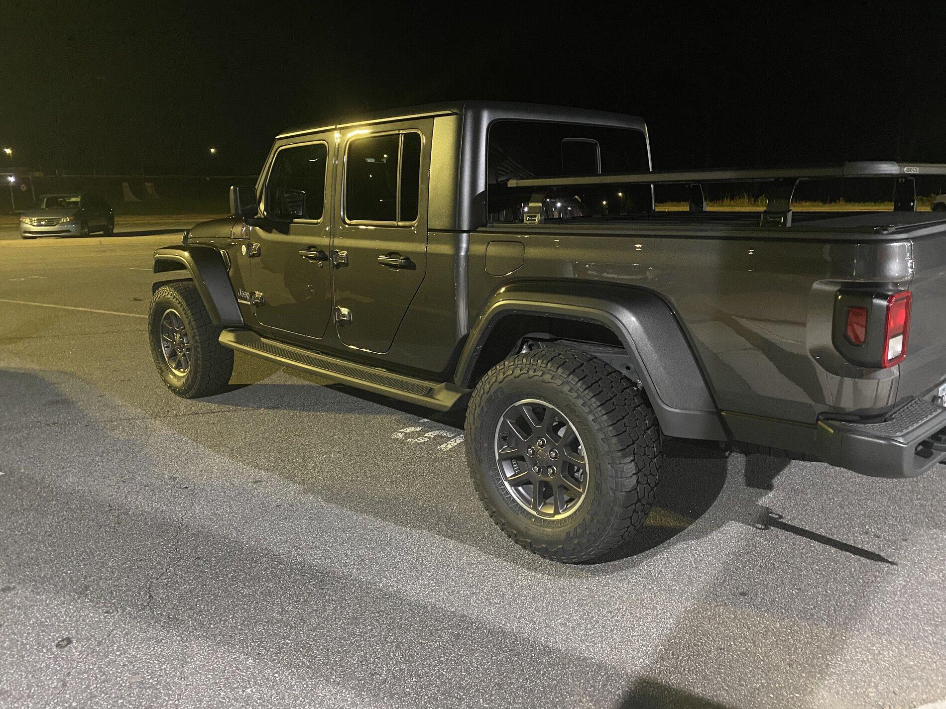 Jeep Gladiator Pics  - Only using 1 inch spacer (Terflex) & 3/4 daystar for 35s 2962F298-A9E6-4CF2-8A1B-D33F65F54C6B