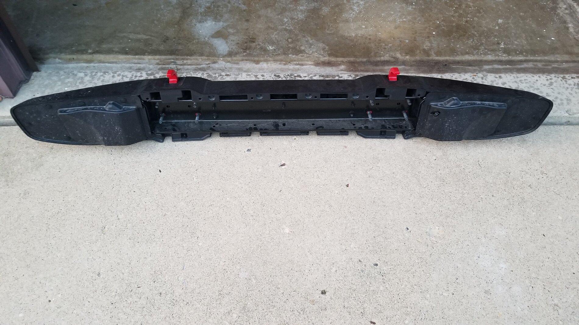 Jeep Gladiator Gladiator Rubicon Plastic Bumper 20211010_182441