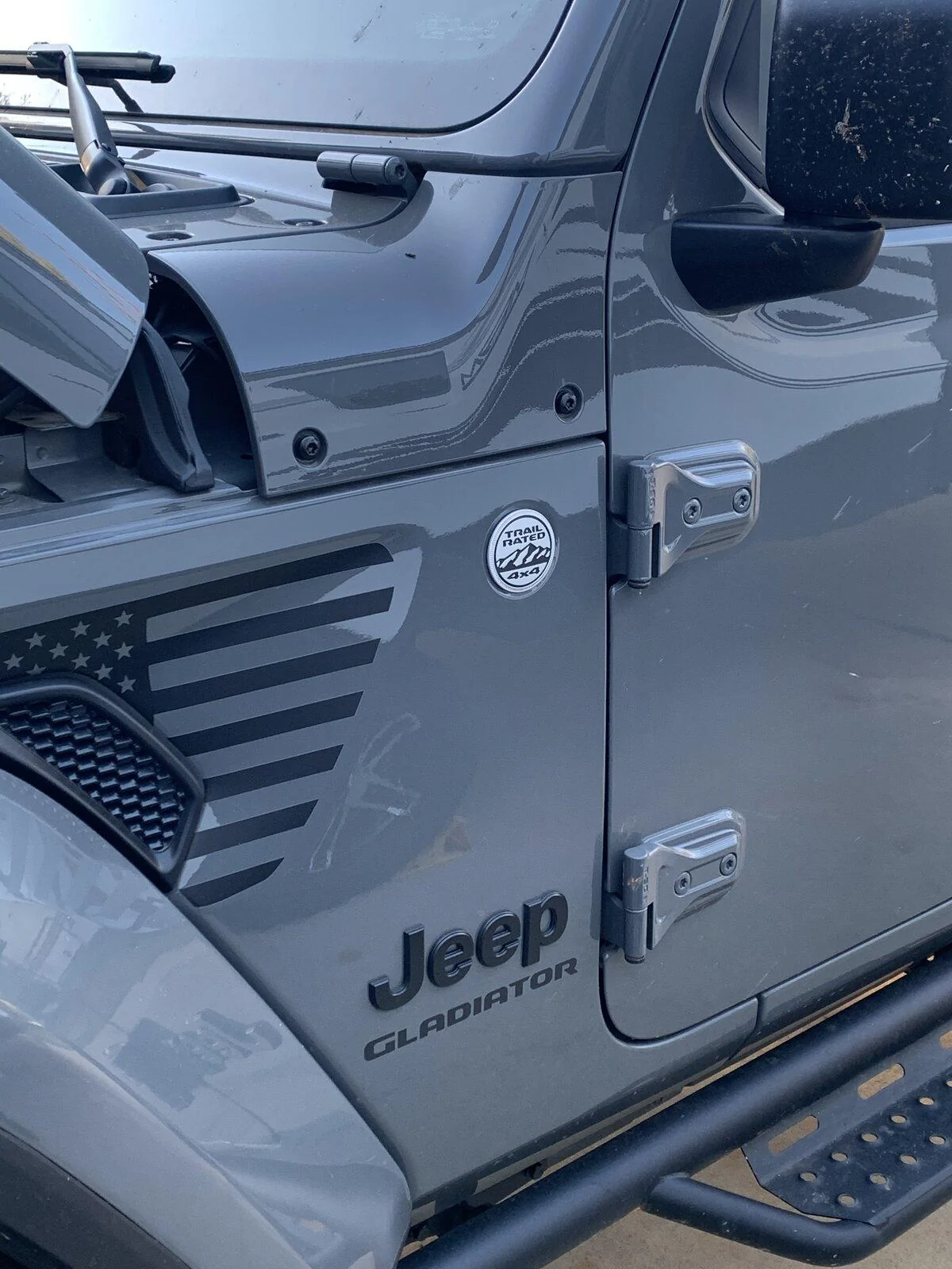 Jeep Gladiator AM/FM Antenna Delete - Moving From Exterior to Interior 0041F530-1EF3-4444-A3F1-1FD5F061B330