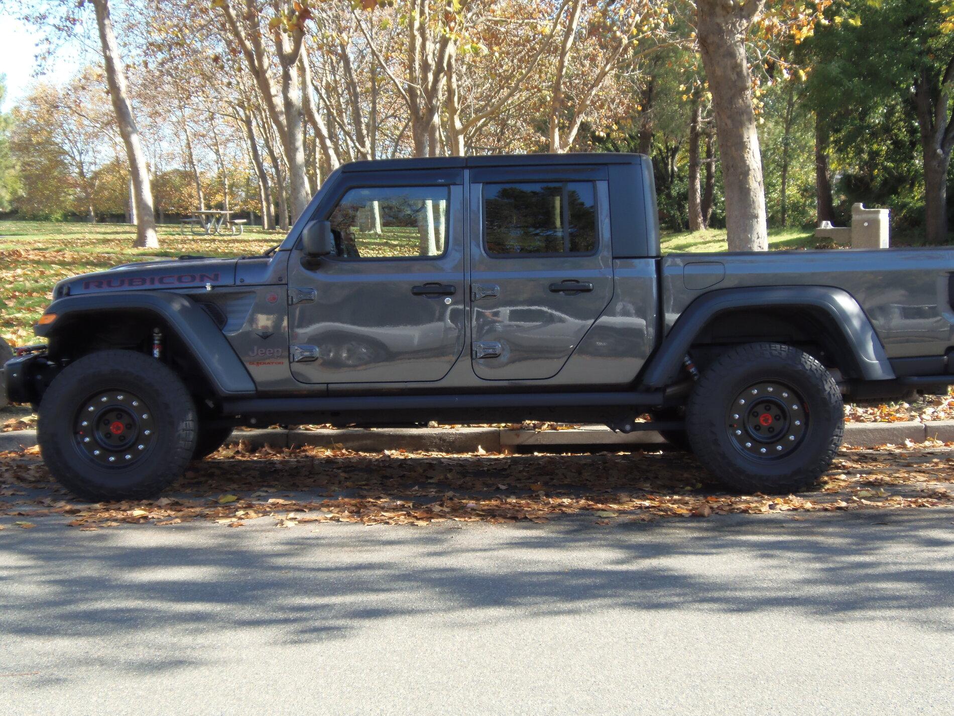 Jeep Gladiator Anyone install 1” leveling kit on Rubicon? PB120083.JPG