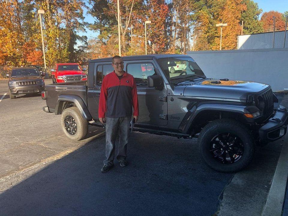 Jeep Gladiator GRANITE CRYSTAL JT Gladiator Club New Glad