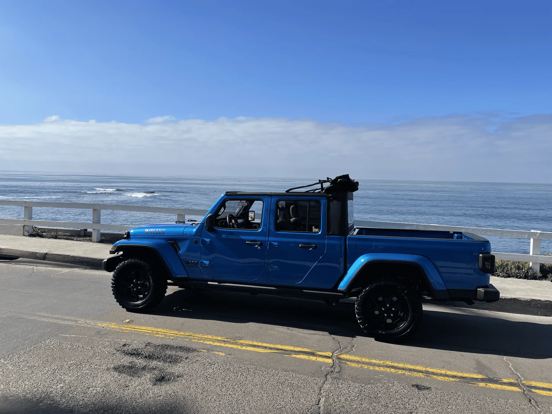 Jeep Gladiator HYDRO BLUE PEARL Gladiator JT Club tempImageUQXj1a