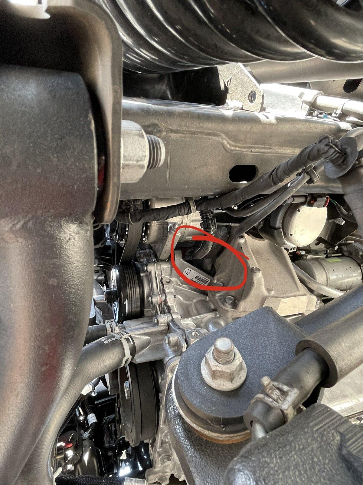 Jeep Gladiator Anyone know what this is for??? 57D72A3E-F885-4664-800E-48F66F240460