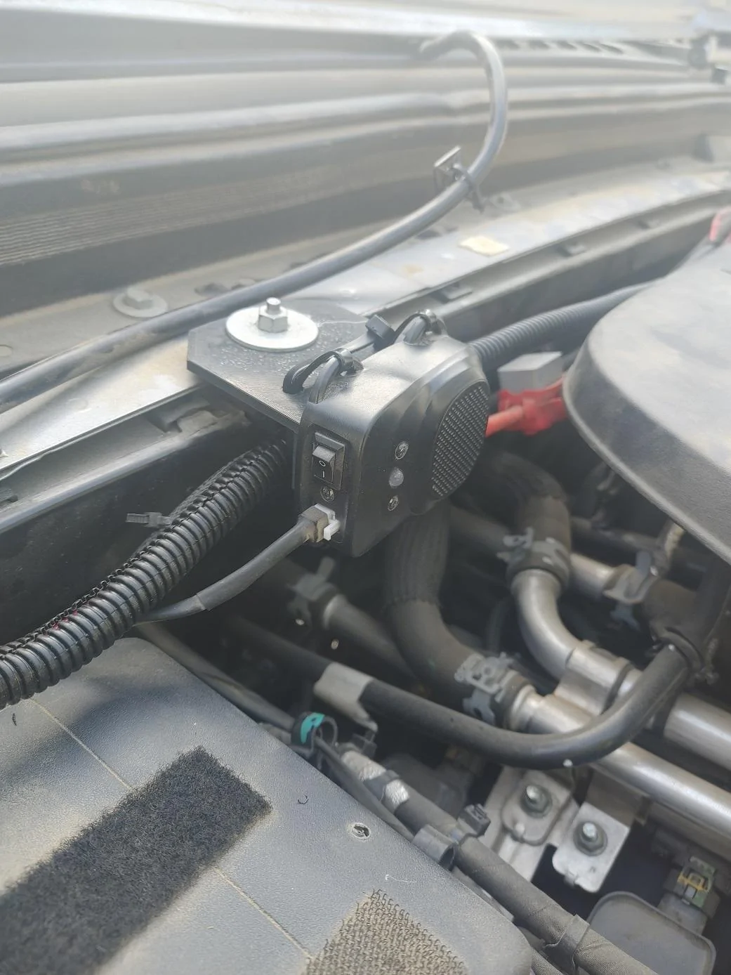 Jeep Gladiator Necessity, the mother of invention.. and all that. 1118211023_HDR