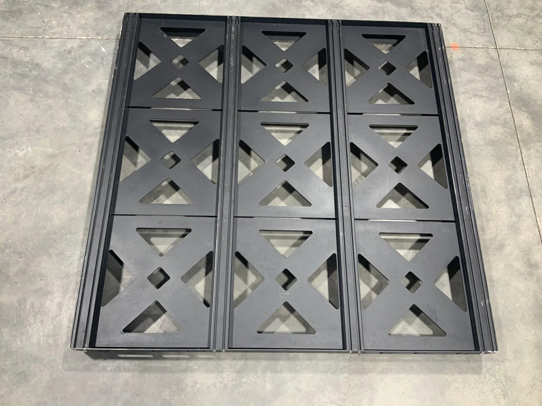 Jeep Gladiator JCR Aluminum Universal Cargo Basket EAB1C440-C65A-4B1A-91D2-8E8DAA179C10