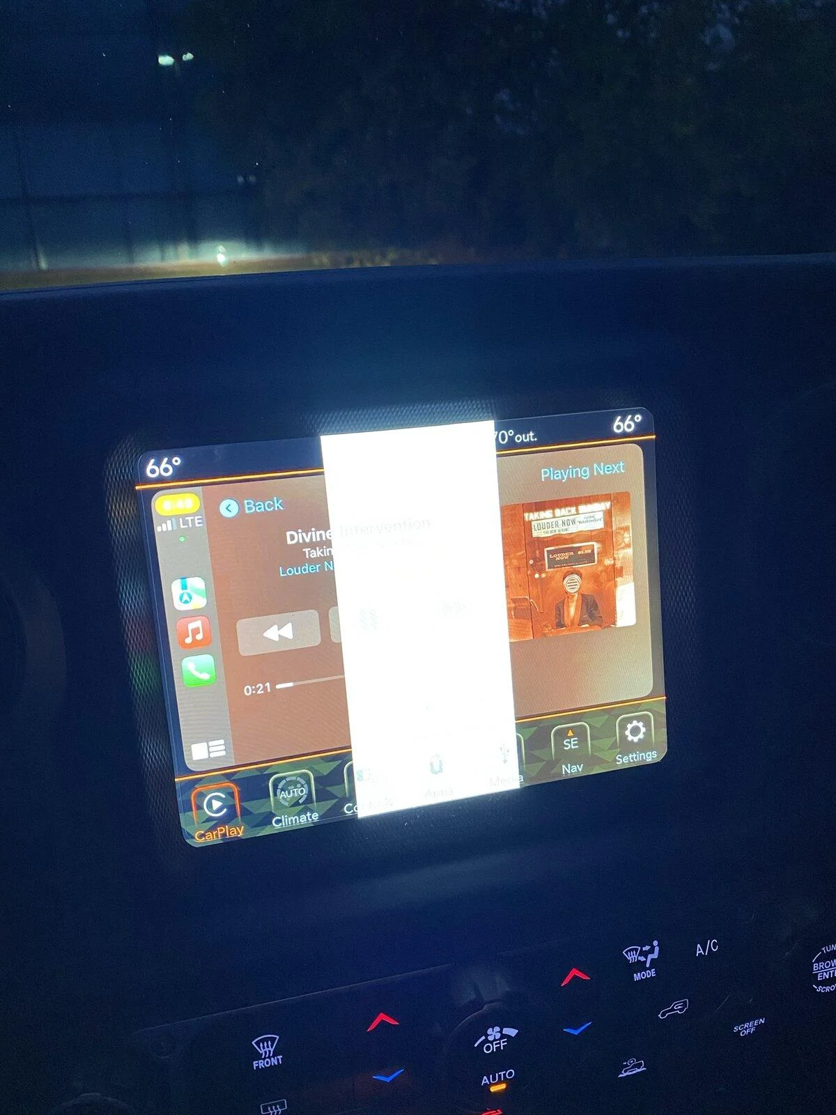 Jeep Gladiator U-Connect 1/2 screen turns white IMG_0744