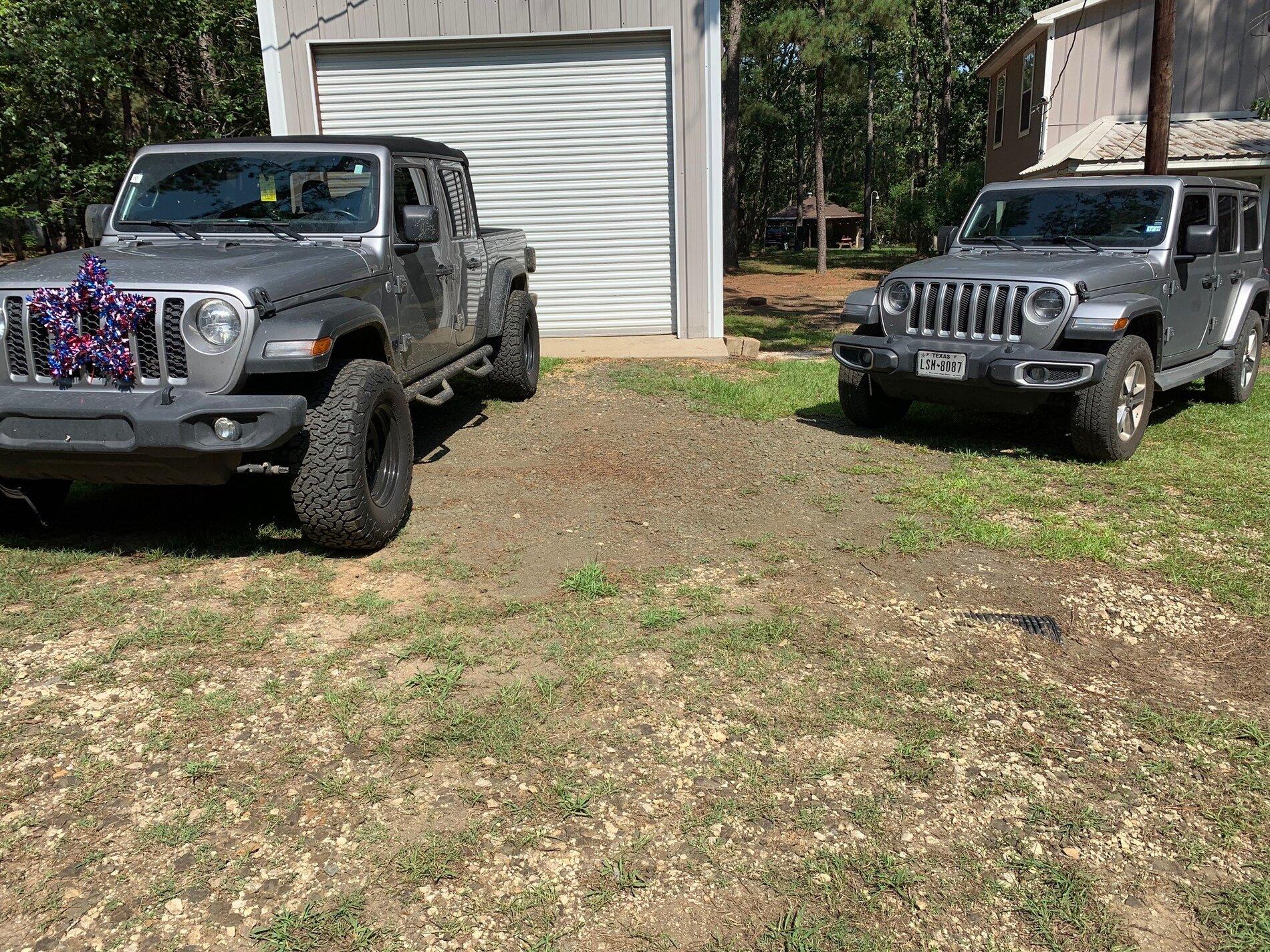 Jeep Gladiator Show us your Grill Wreaths wreath