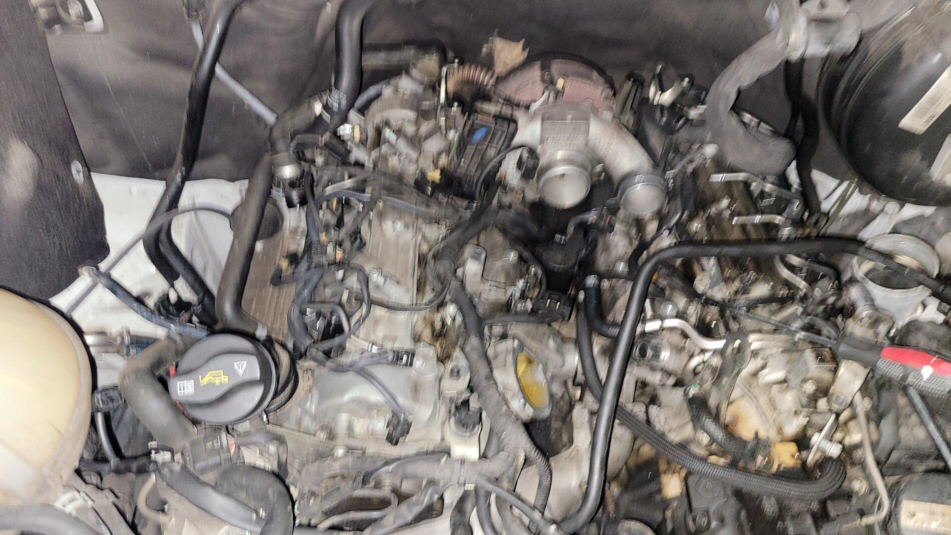 Jeep Gladiator OM642 Oil cooler leak 20211119_204412