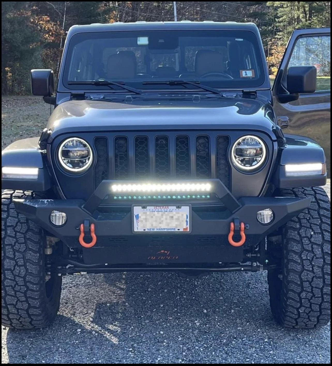 Jeep Gladiator Front bumper 8CE4774F-C5FD-4F47-A144-FFD9DFB09AB5
