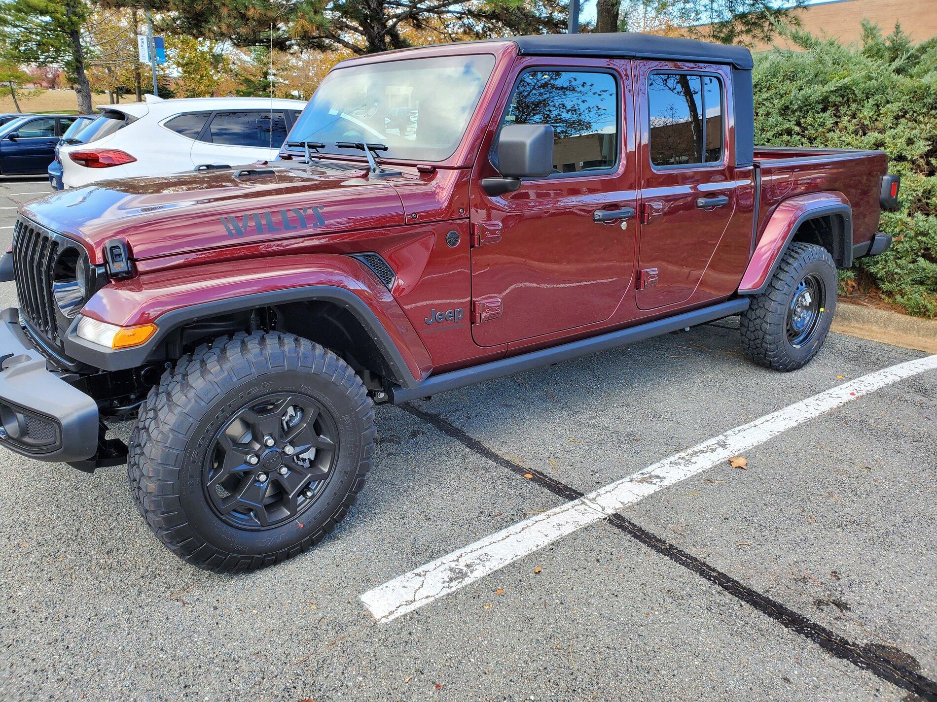 Jeep Gladiator Snazzberry Gladiator JT club 21Willys11_15