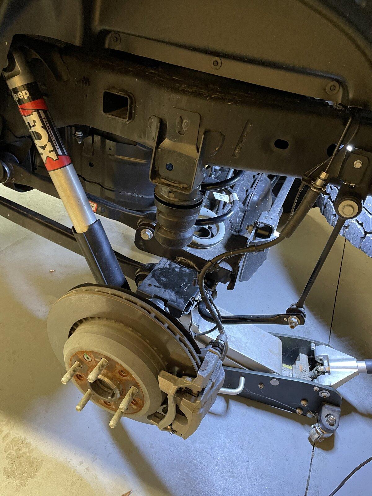 Jeep Gladiator Timbren SES on Gladiator BE2A4866-65A5-495E-8323-D4F287F3AEB1
