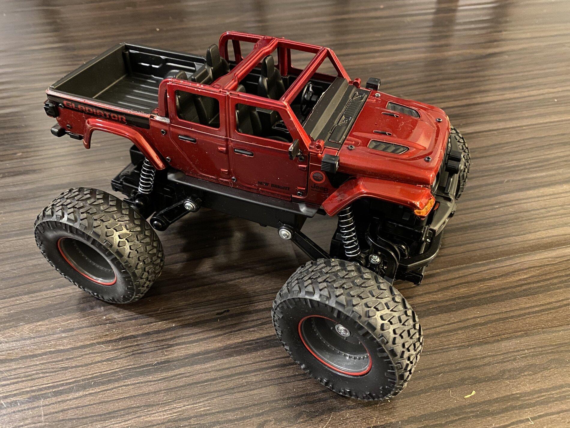 Jeep Gladiator Toy Gladiators, completed my Hot Wheels set. 19826916-B278-4658-95E1-B1338631F0B5