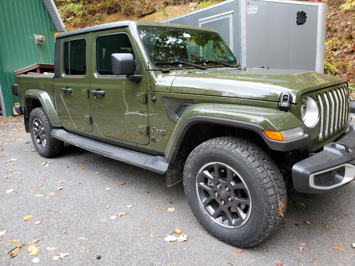 Jeep Gladiator Tires for stock Overland? 20211017_130257
