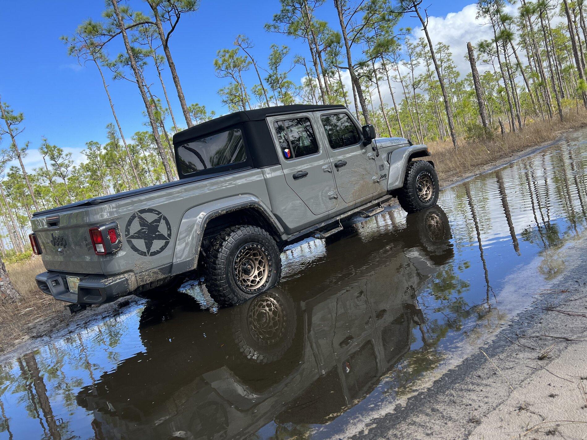 Jeep Gladiator What did you do WITH your Gladiator today? 6802D665-484C-4424-BAFA-976AAB19D616