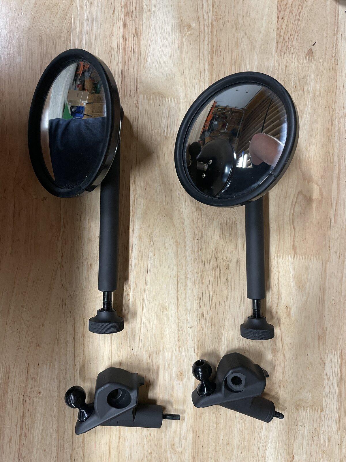Jeep Gladiator Sold Gladiator Assorted parts 616480E3-0249-4F53-A53A-B4A47EBF25EF