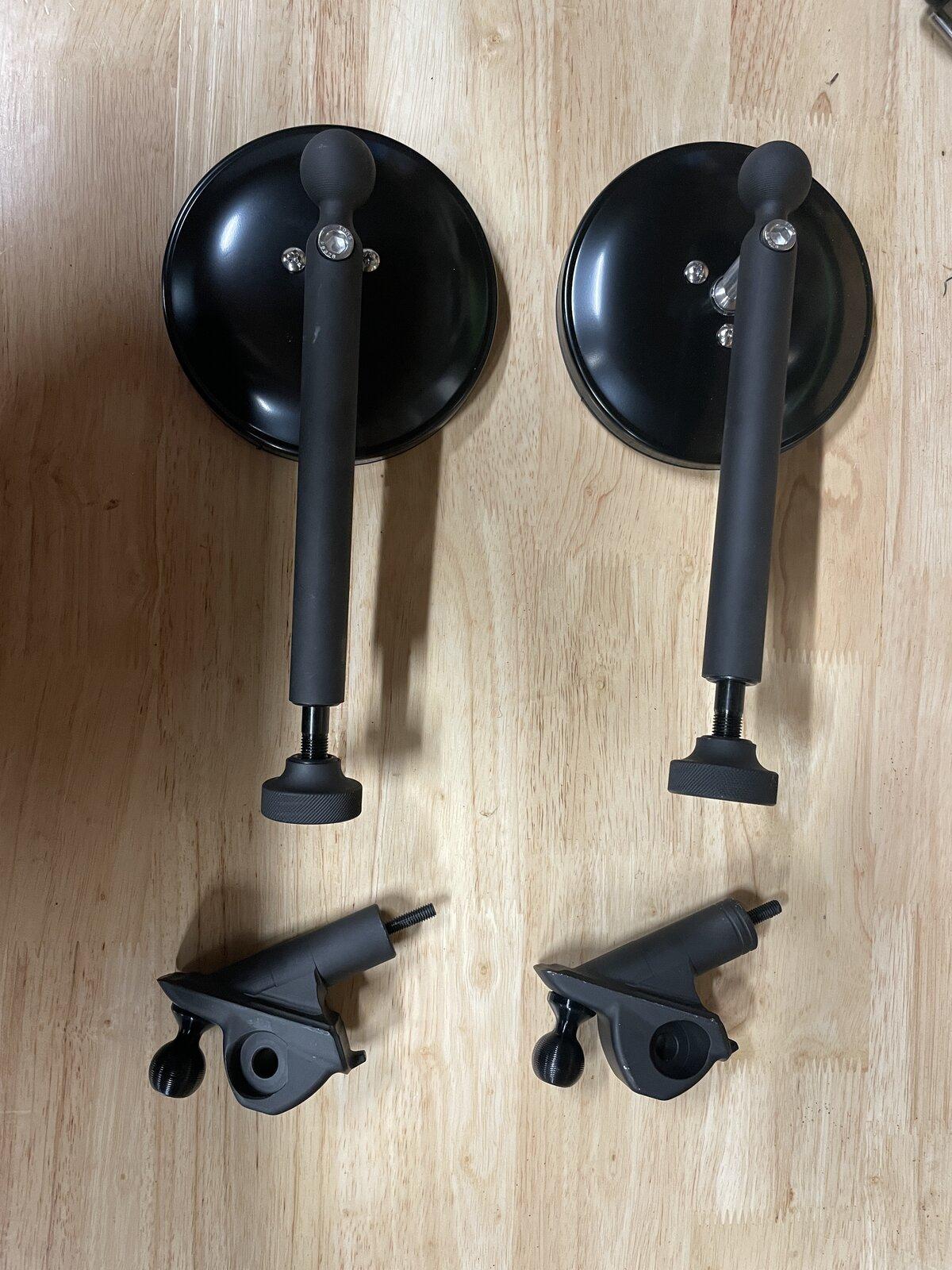 Jeep Gladiator Sold Gladiator Assorted parts D9EEAAF0-D029-4B2C-B7F3-F40C263A52EB
