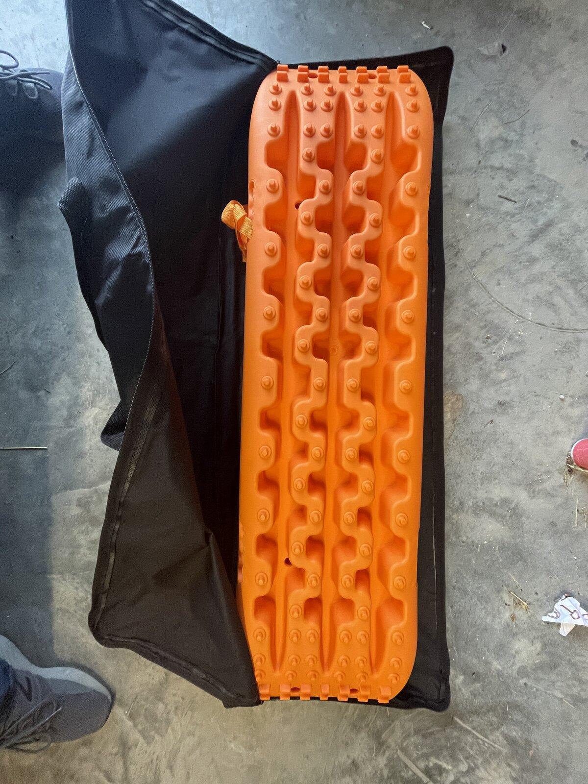 Jeep Gladiator Sold Gladiator Assorted parts ADE9268C-DDEC-45E7-8109-56D5172AF084