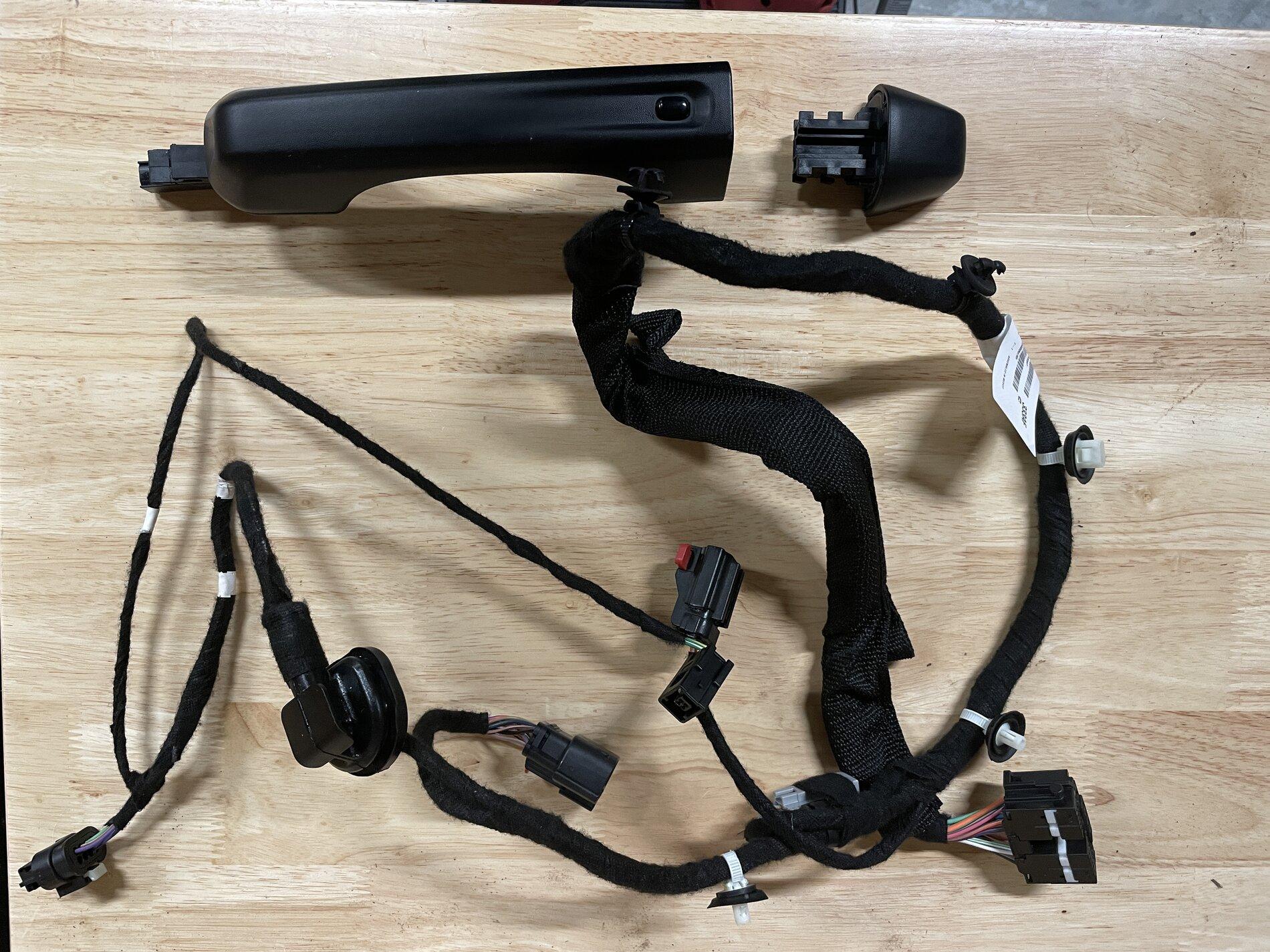 Jeep Gladiator Sold Gladiator Assorted parts B534EB48-DB3D-4171-87B4-F9215EEF8020