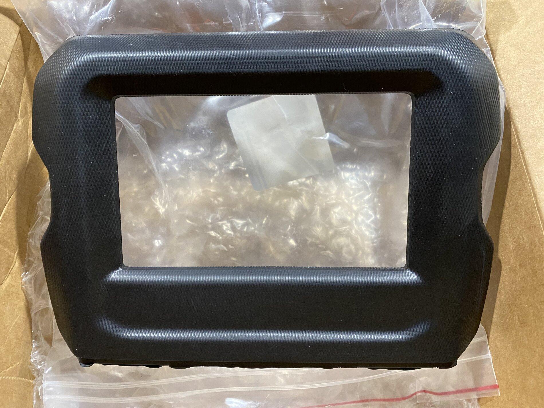 Jeep Gladiator 7in Uconnect with bezel (have code) CDD2D6B9-6AE1-49E6-AA23-D1354424D939