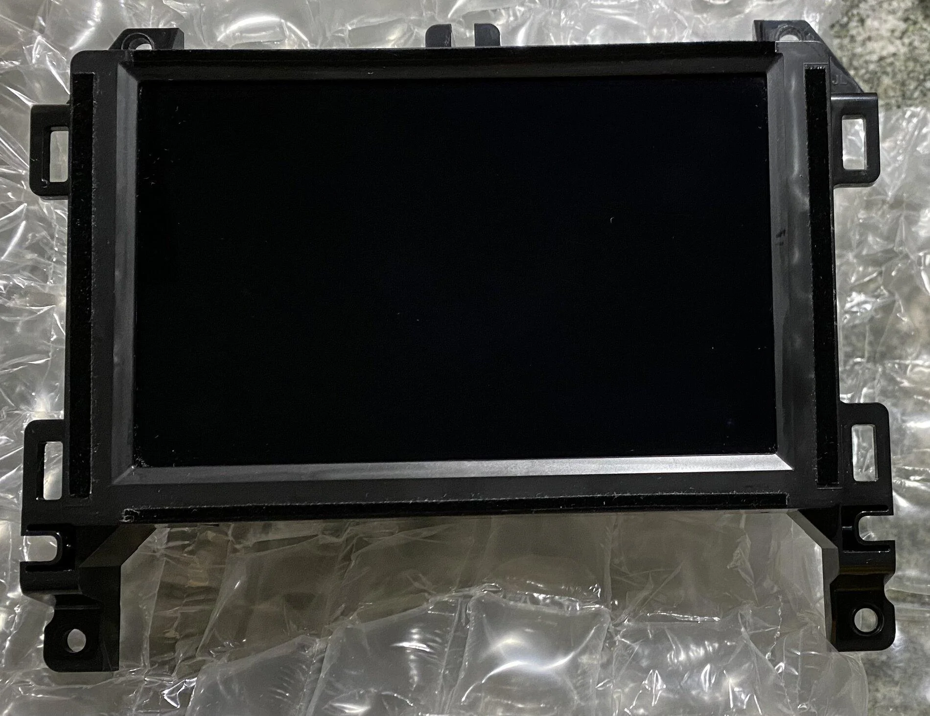 Jeep Gladiator 7in Uconnect with bezel (have code) 982278BE-0D5E-4464-82CC-E3F74D92FC02